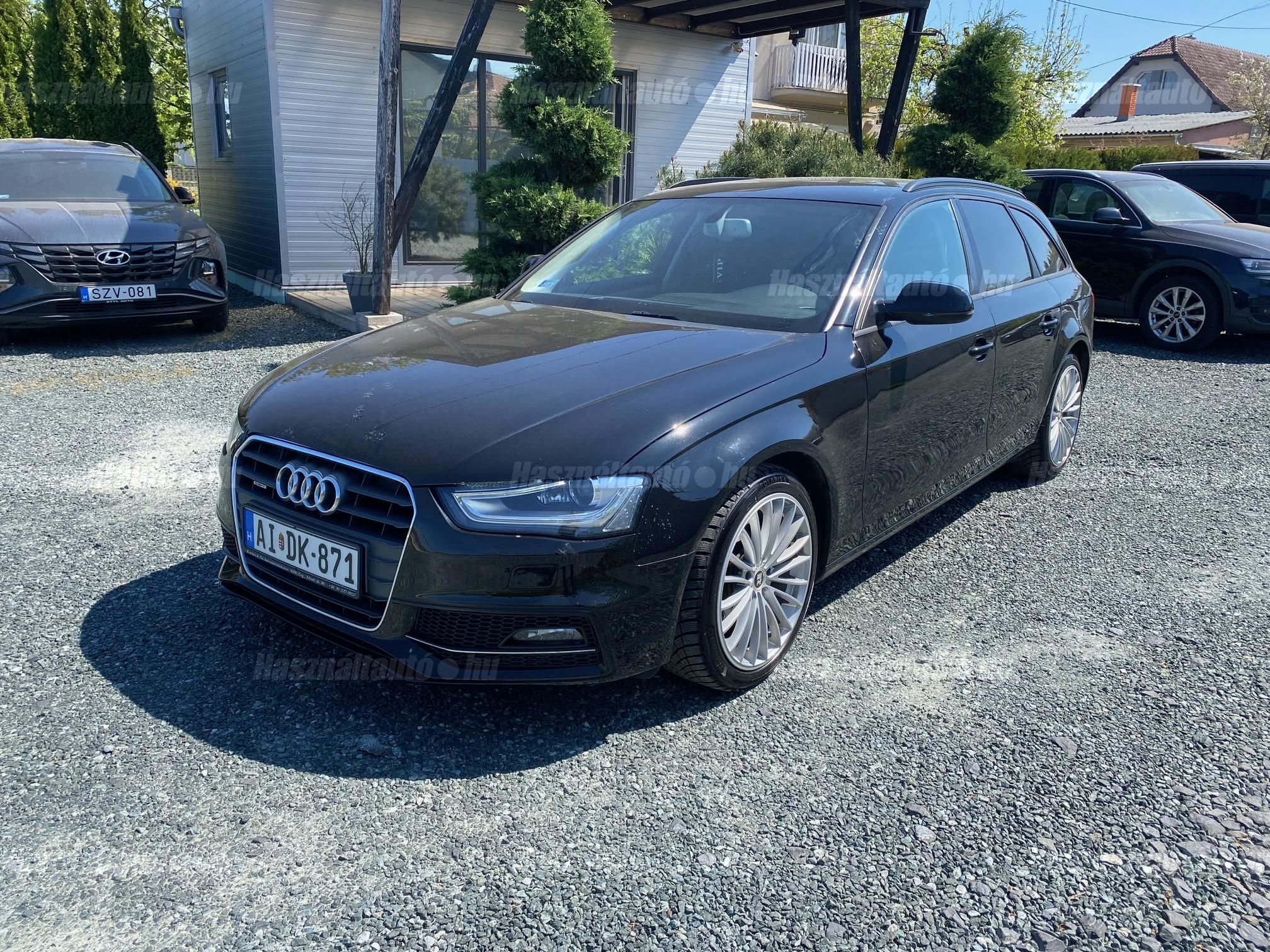 AUDI A4 2015/9 - 1