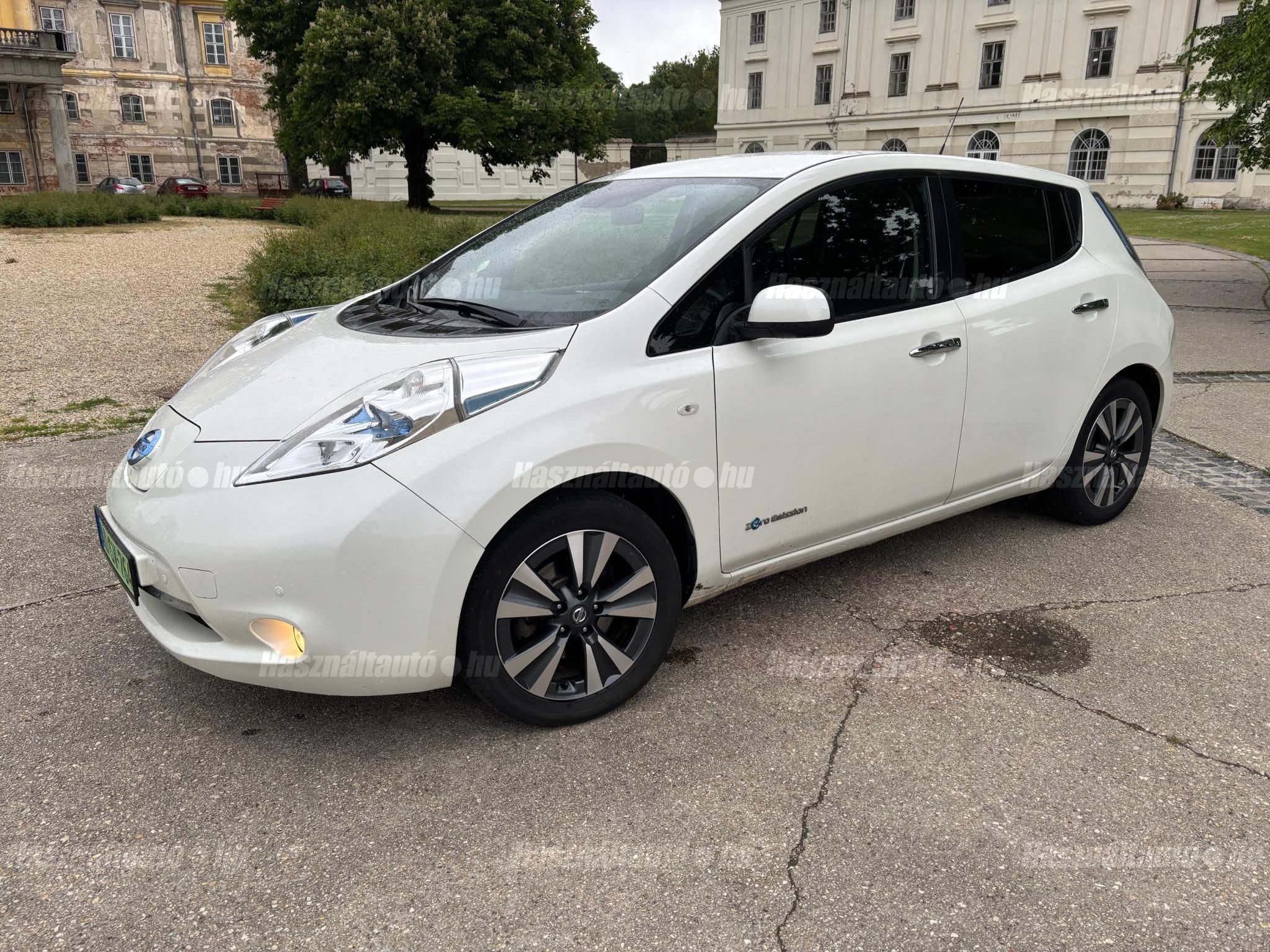 NISSAN LEAF 2016/3 - 1