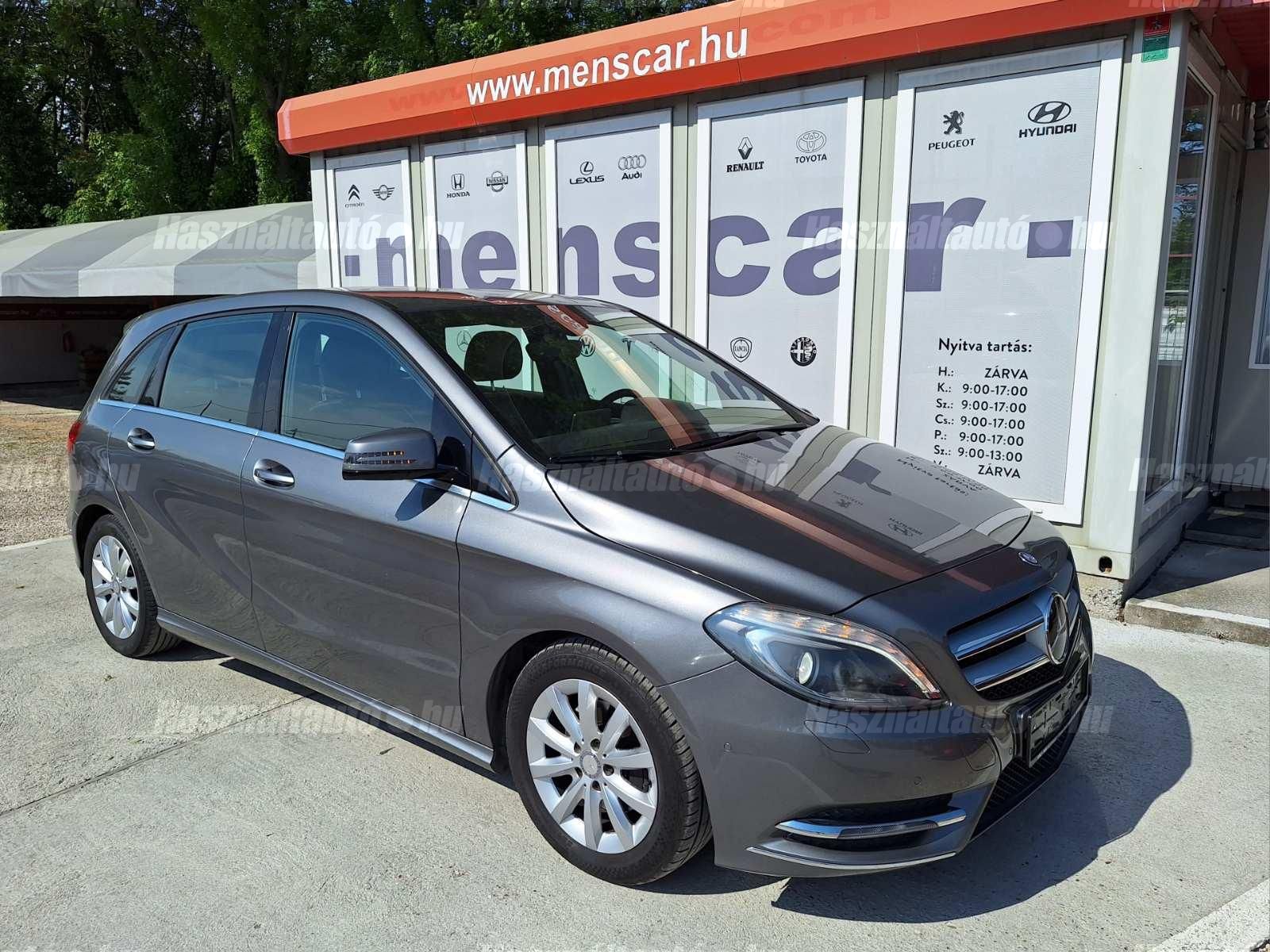 MERCEDES-BENZ B 180 2013/1 - 1