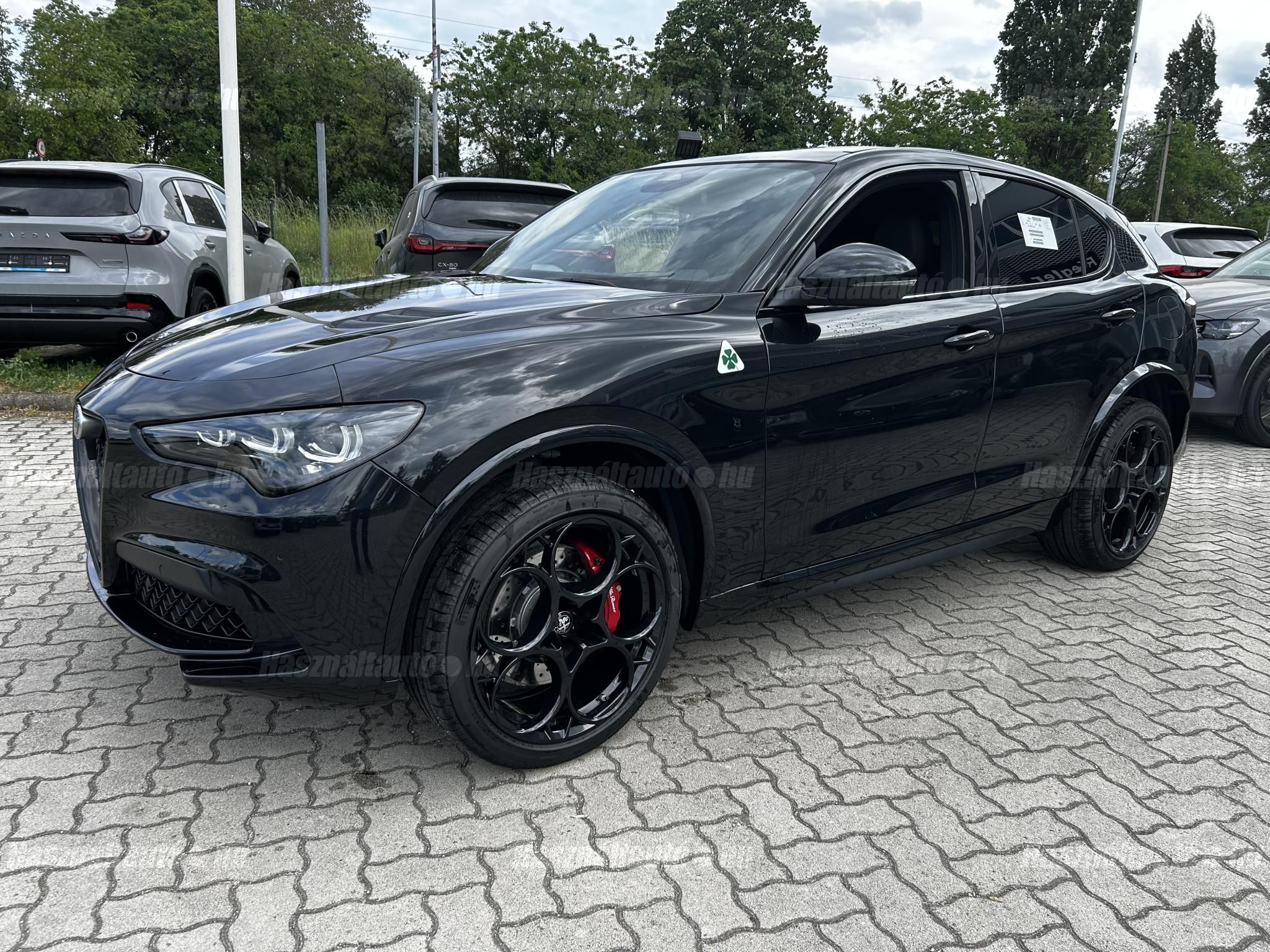 ALFA ROMEO STELVIO 2026 - 1