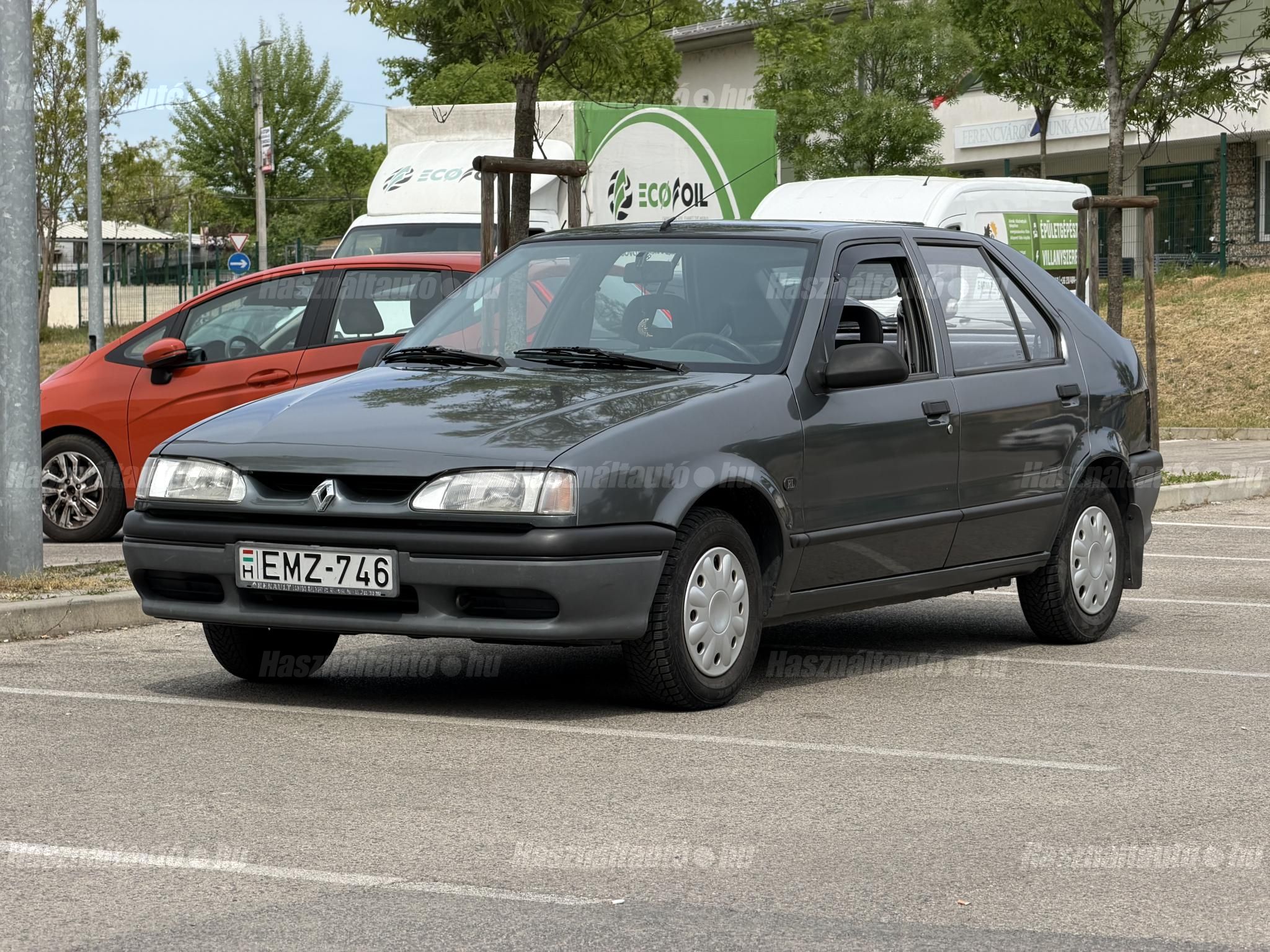 RENAULT R 19 1994/3 - 1