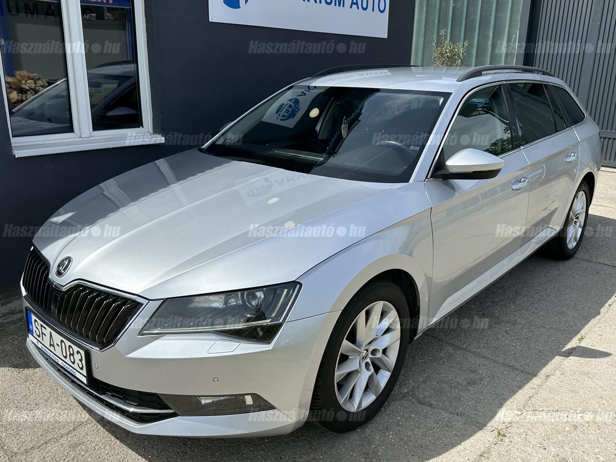 SKODA SUPERB 2016/10 - 1