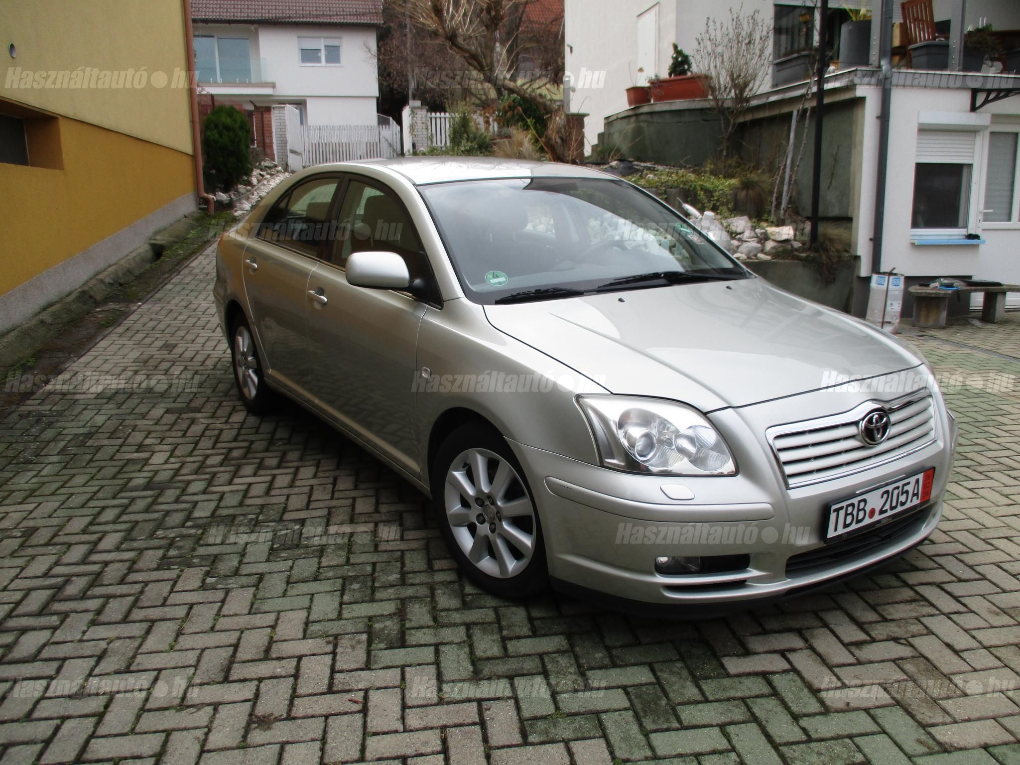 TOYOTA AVENSIS 2005/5 - 1