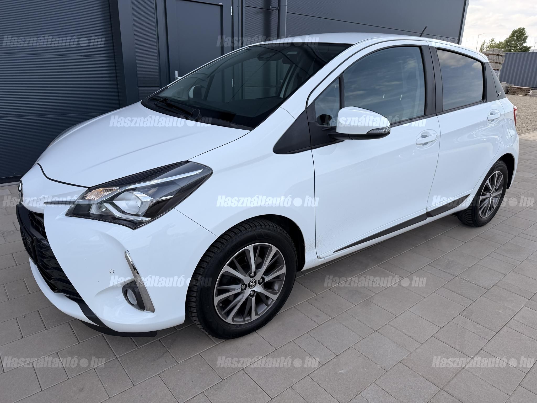 TOYOTA YARIS 2020/9 - 1