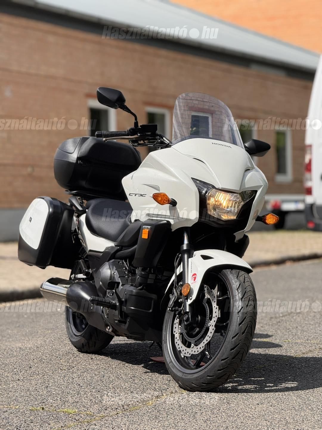 HONDA CTX 700 D 2014 - 1