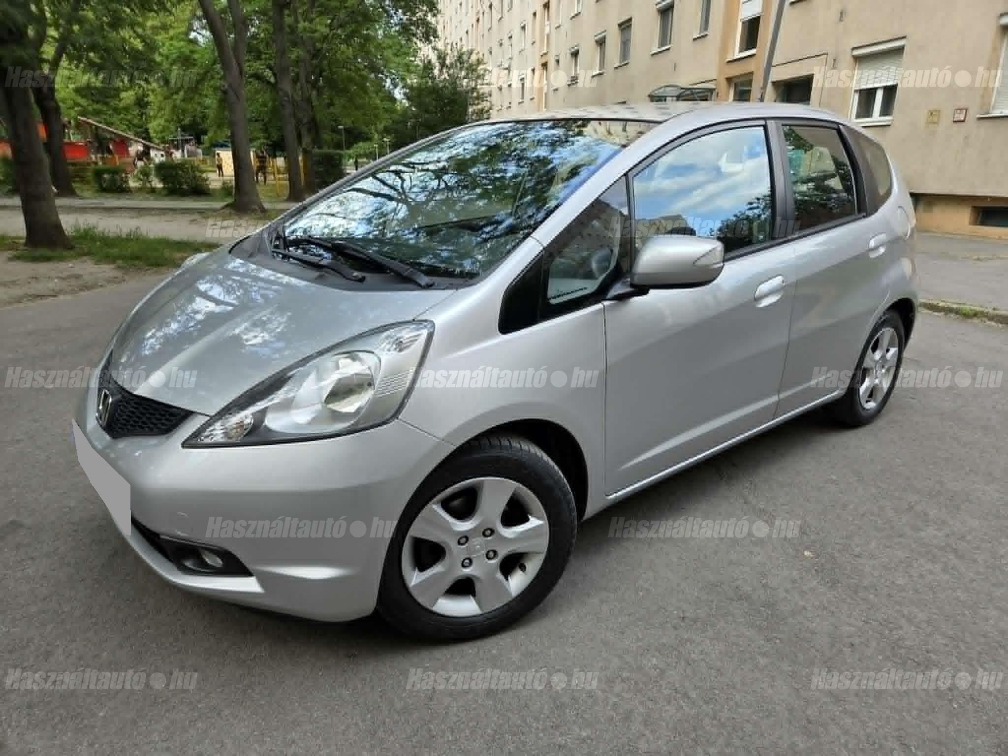HONDA JAZZ 2010/10 - 1