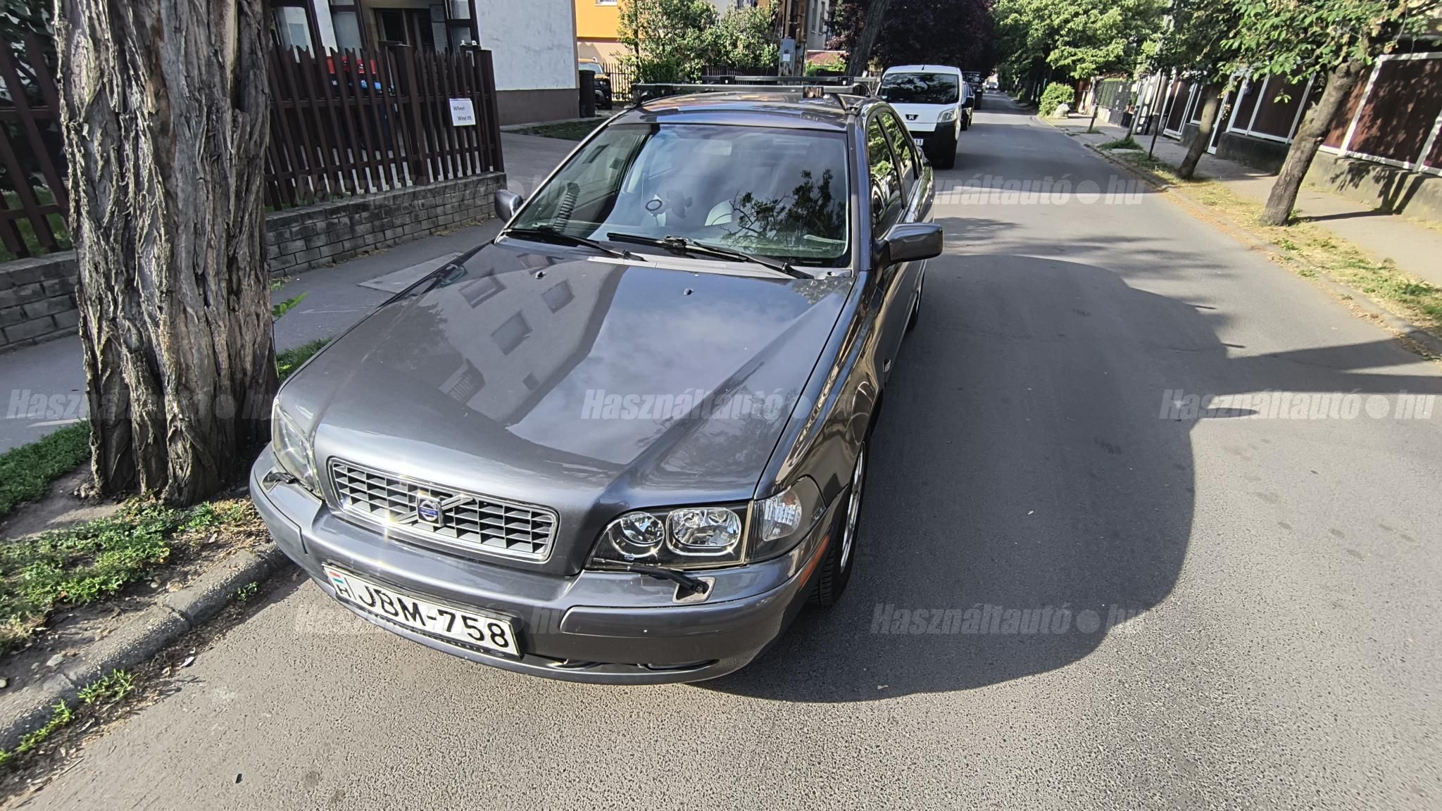VOLVO S40 2004/3 - 1