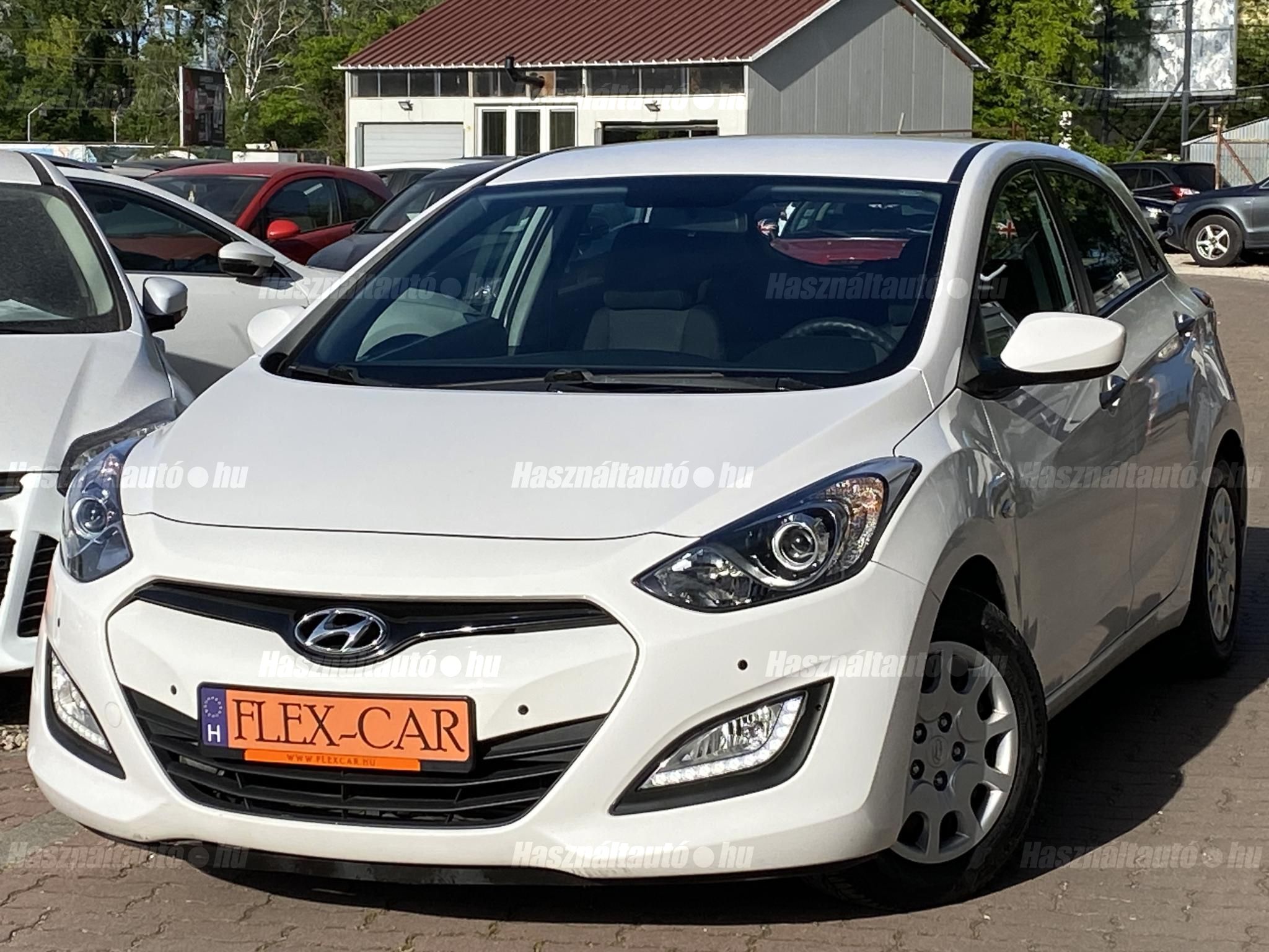 HYUNDAI I30 2013/2 - 1
