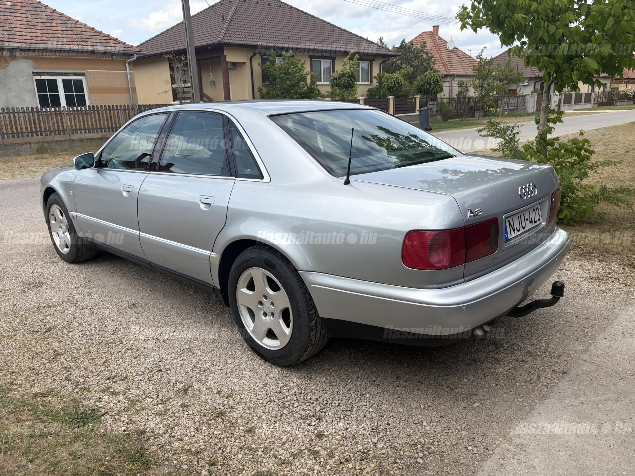 AUDI A8 1997 - 1