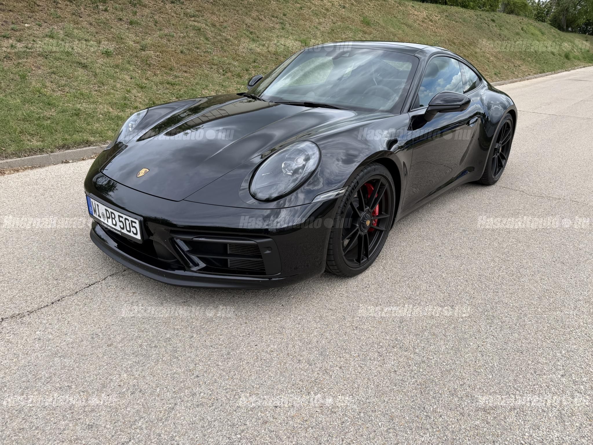 PORSCHE 911 2024/5 - 1