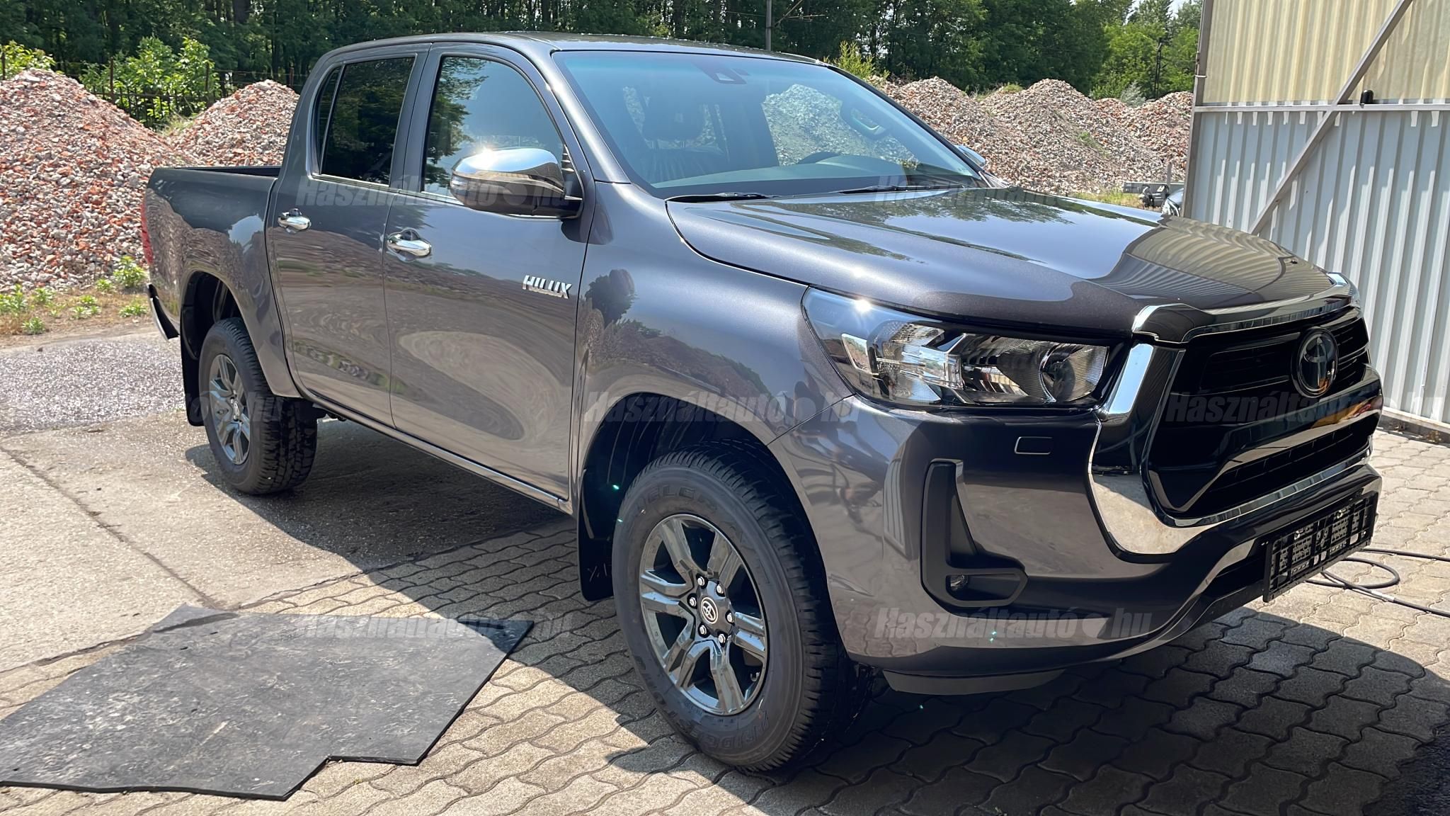 TOYOTA HILUX 2026/3 - 1