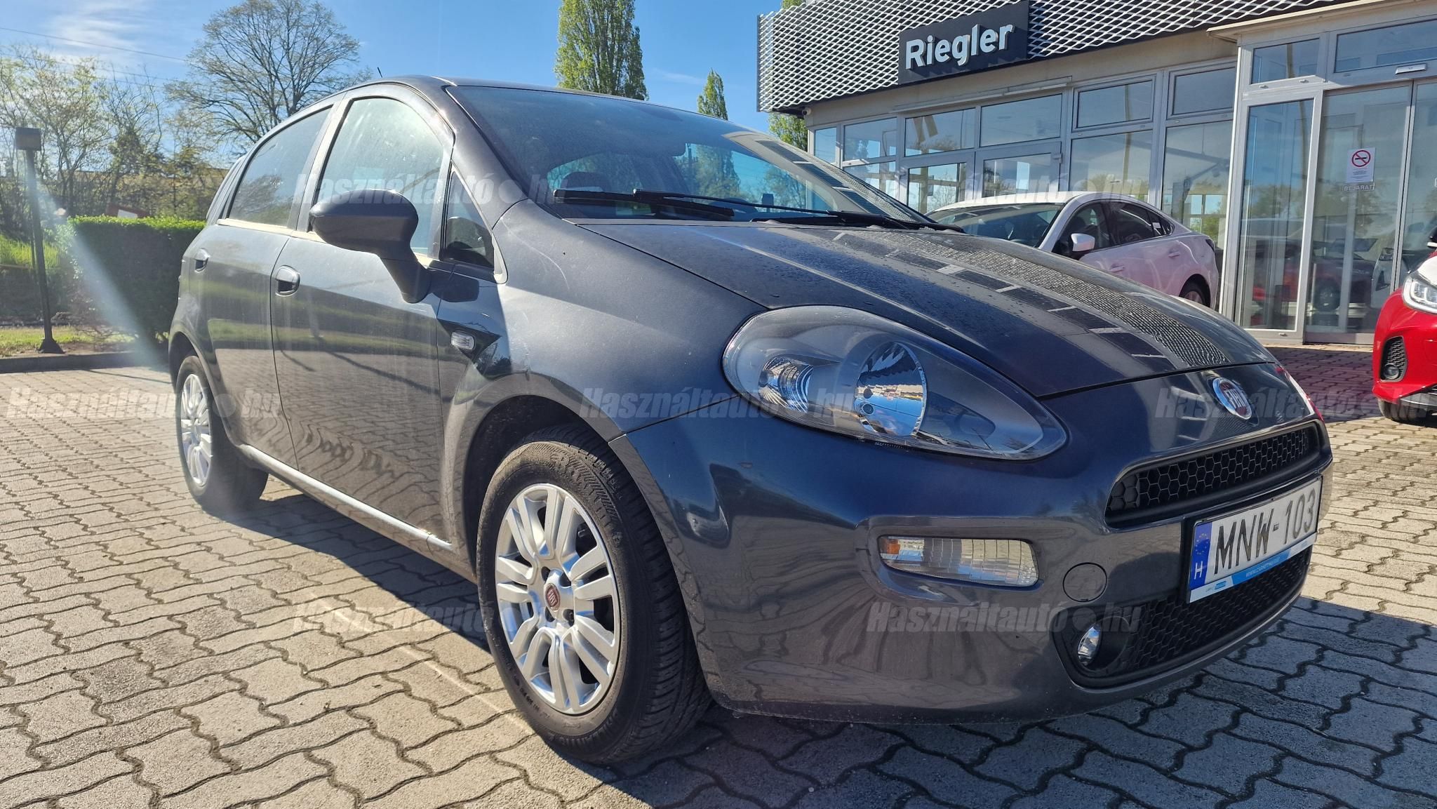 FIAT PUNTO 2013/12 - 1
