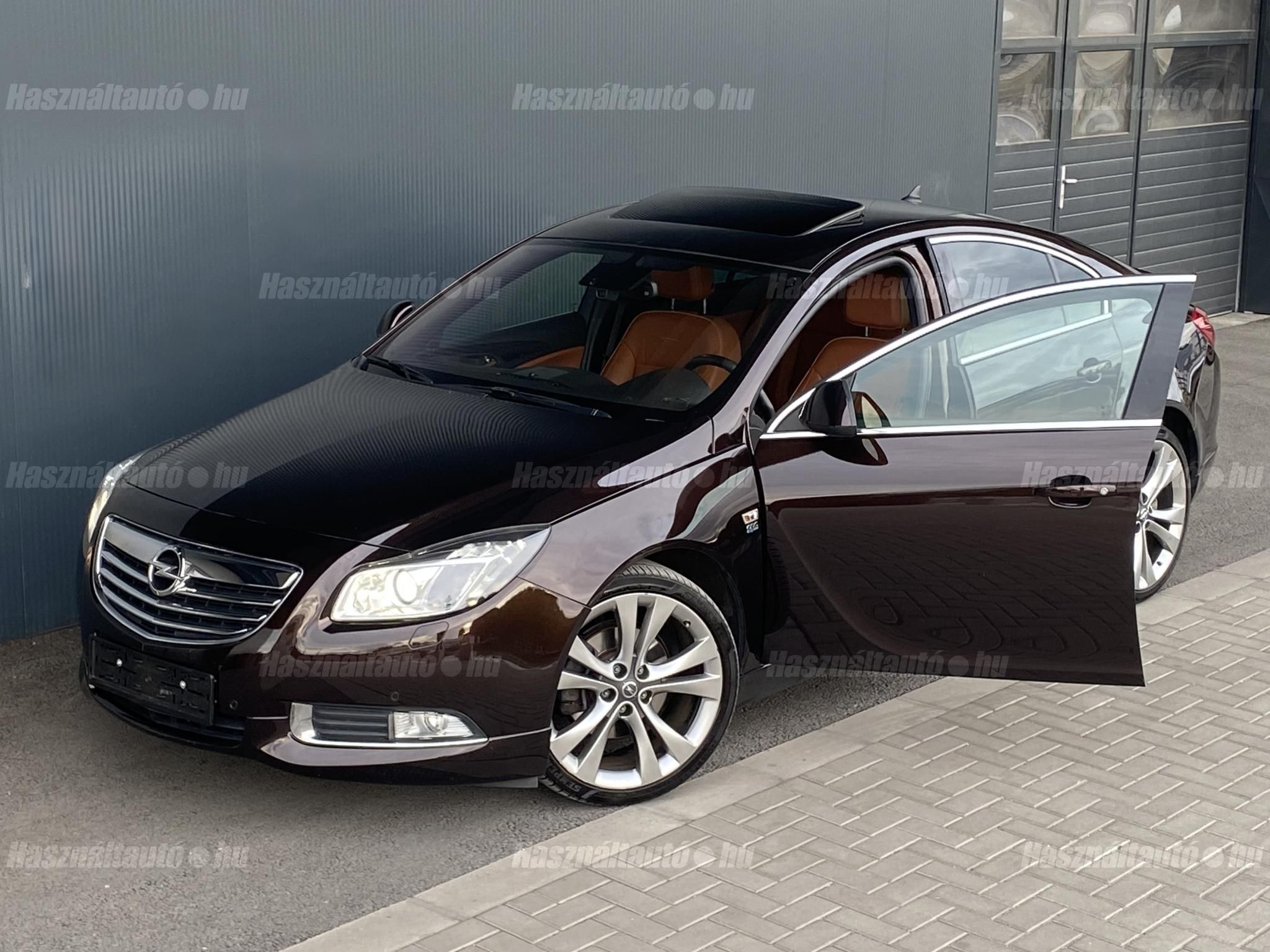 OPEL INSIGNIA 2012/3 - 1
