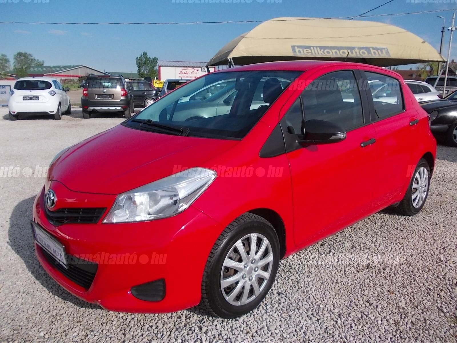 TOYOTA YARIS 2012/10 - 1