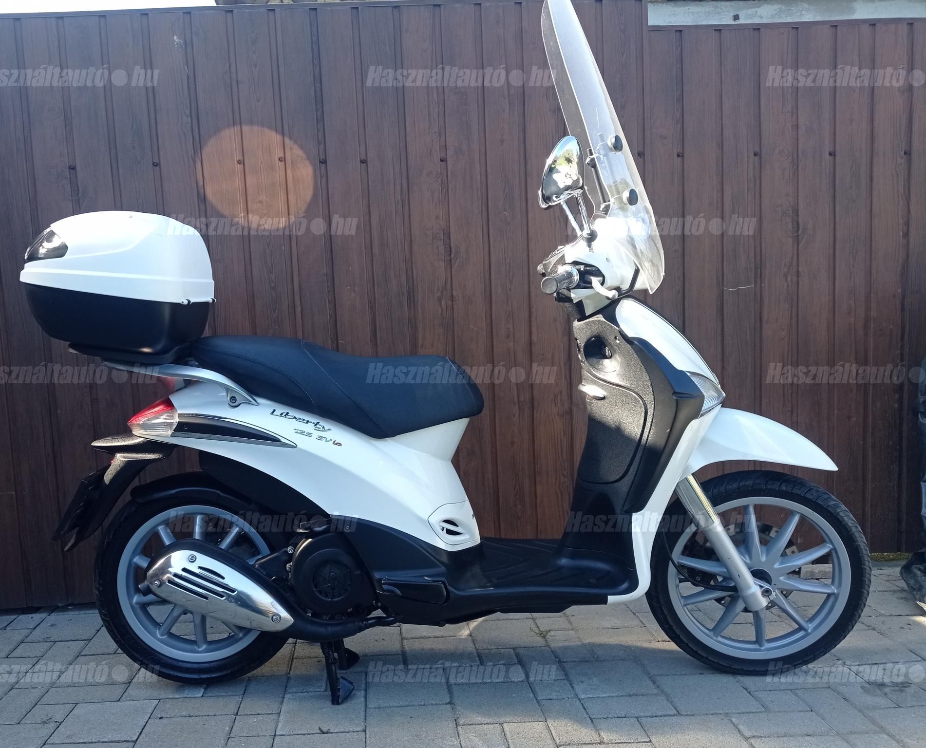 PIAGGIO LIBERTY 125 2014/5 - 1
