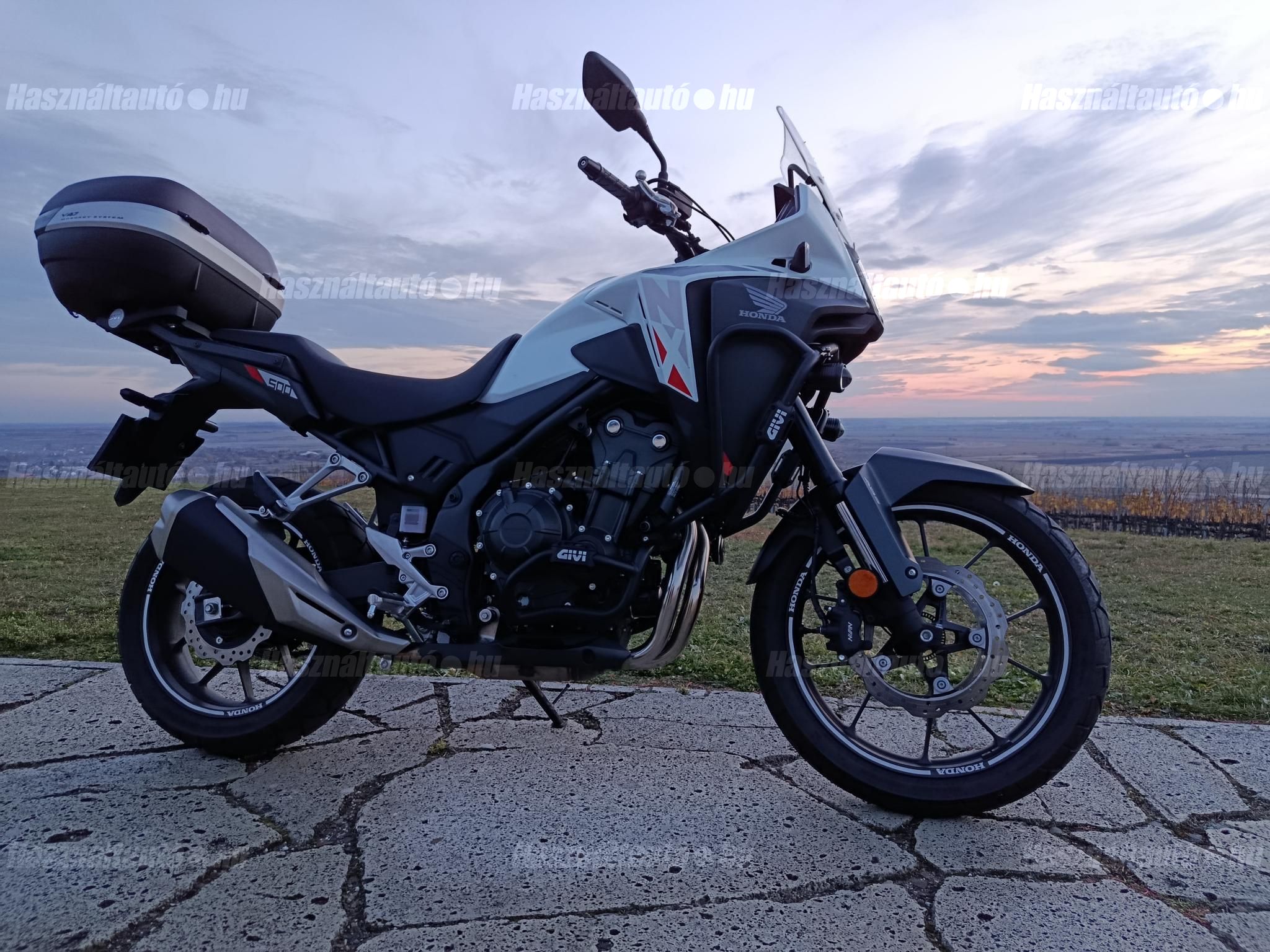 HONDA NX 500 2025/3 - 1
