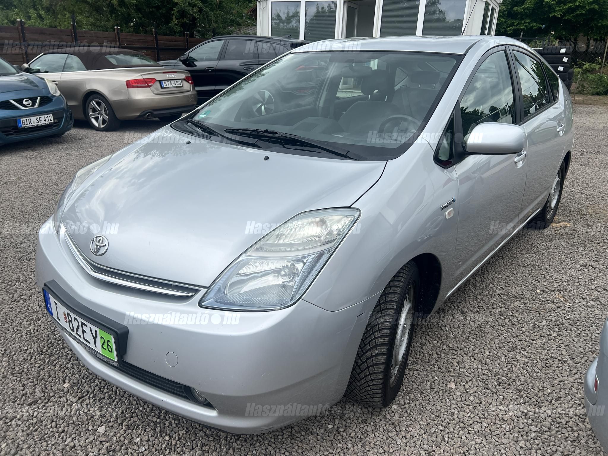 TOYOTA PRIUS 2006/8 - 1