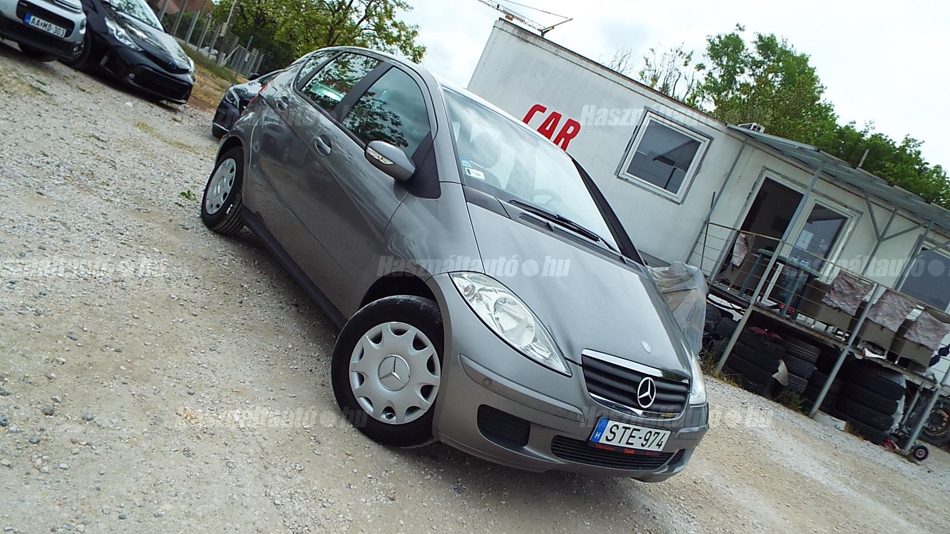 MERCEDES-BENZ A 180 2006/6 - 1
