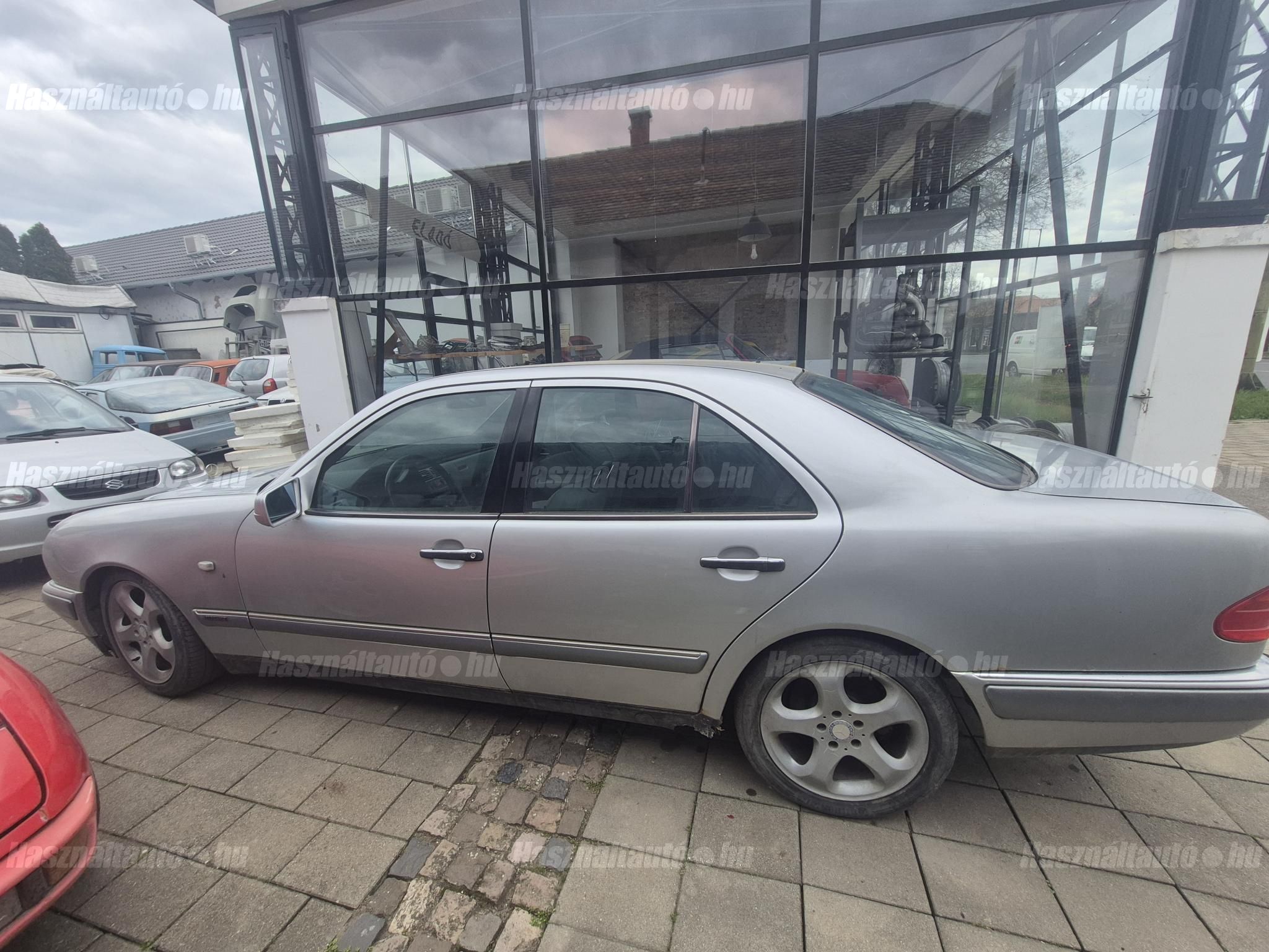 MERCEDES-BENZ E 280 1997 - 1