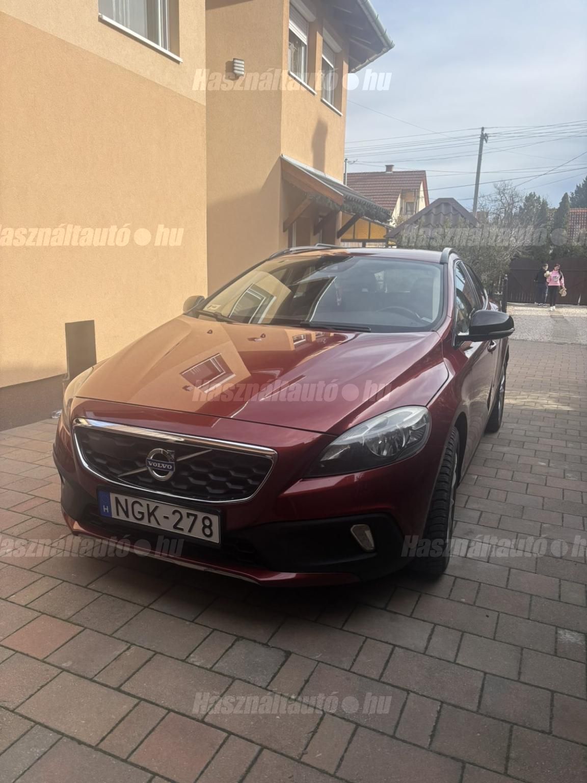 VOLVO V40 2015/8 - 1