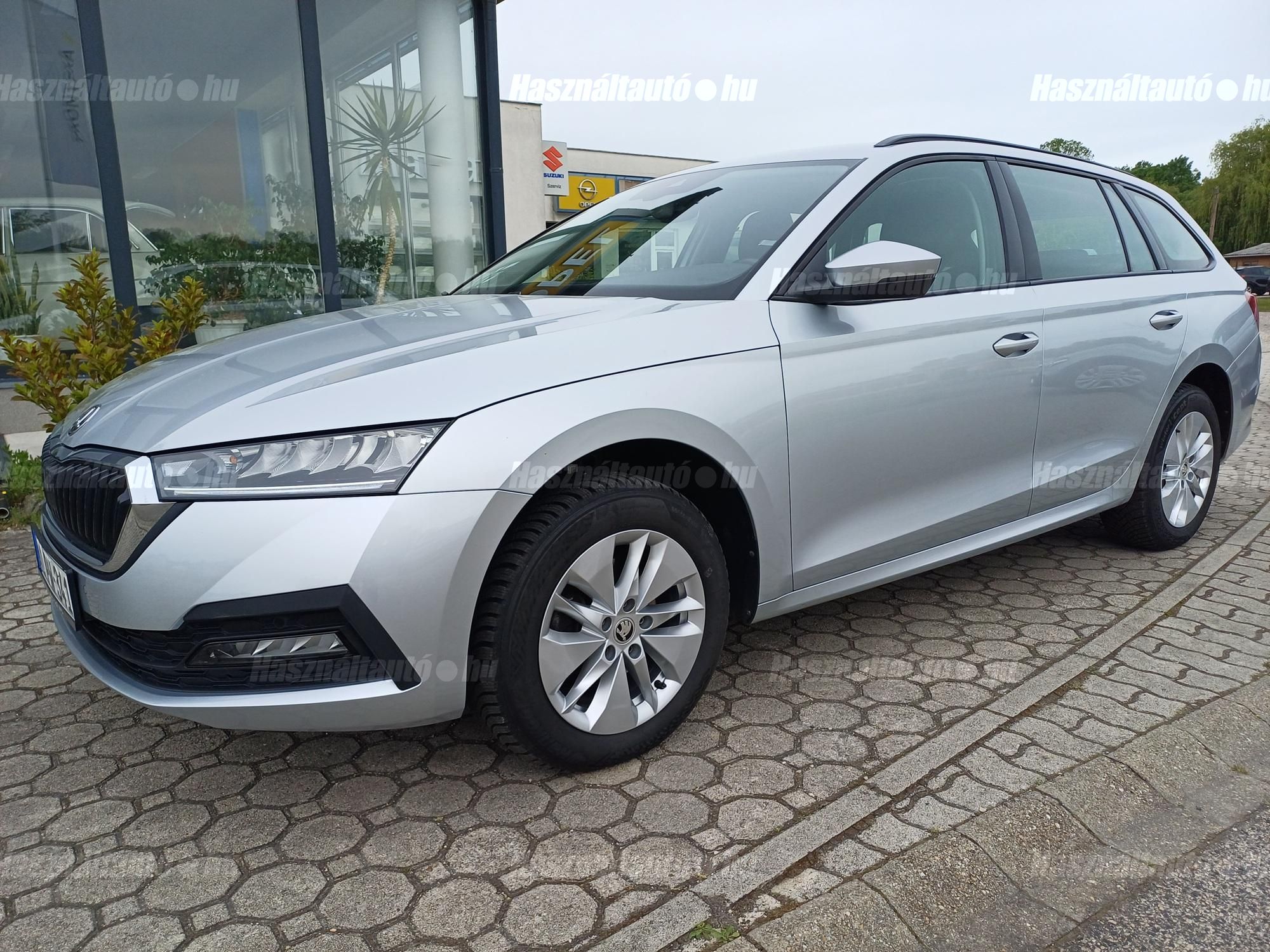 SKODA OCTAVIA 2021/5 - 1