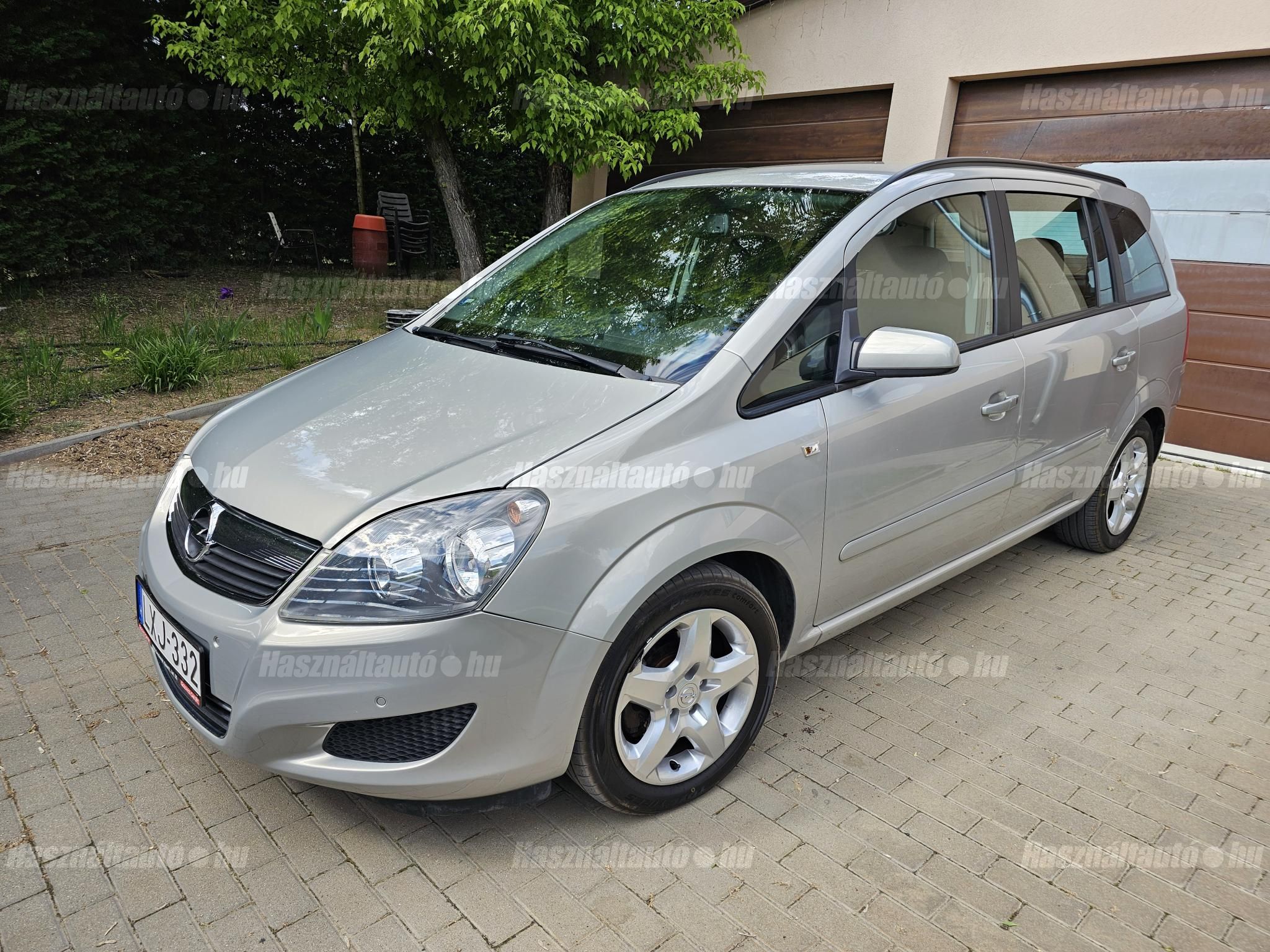 OPEL ZAFIRA B 2008/8 - 1