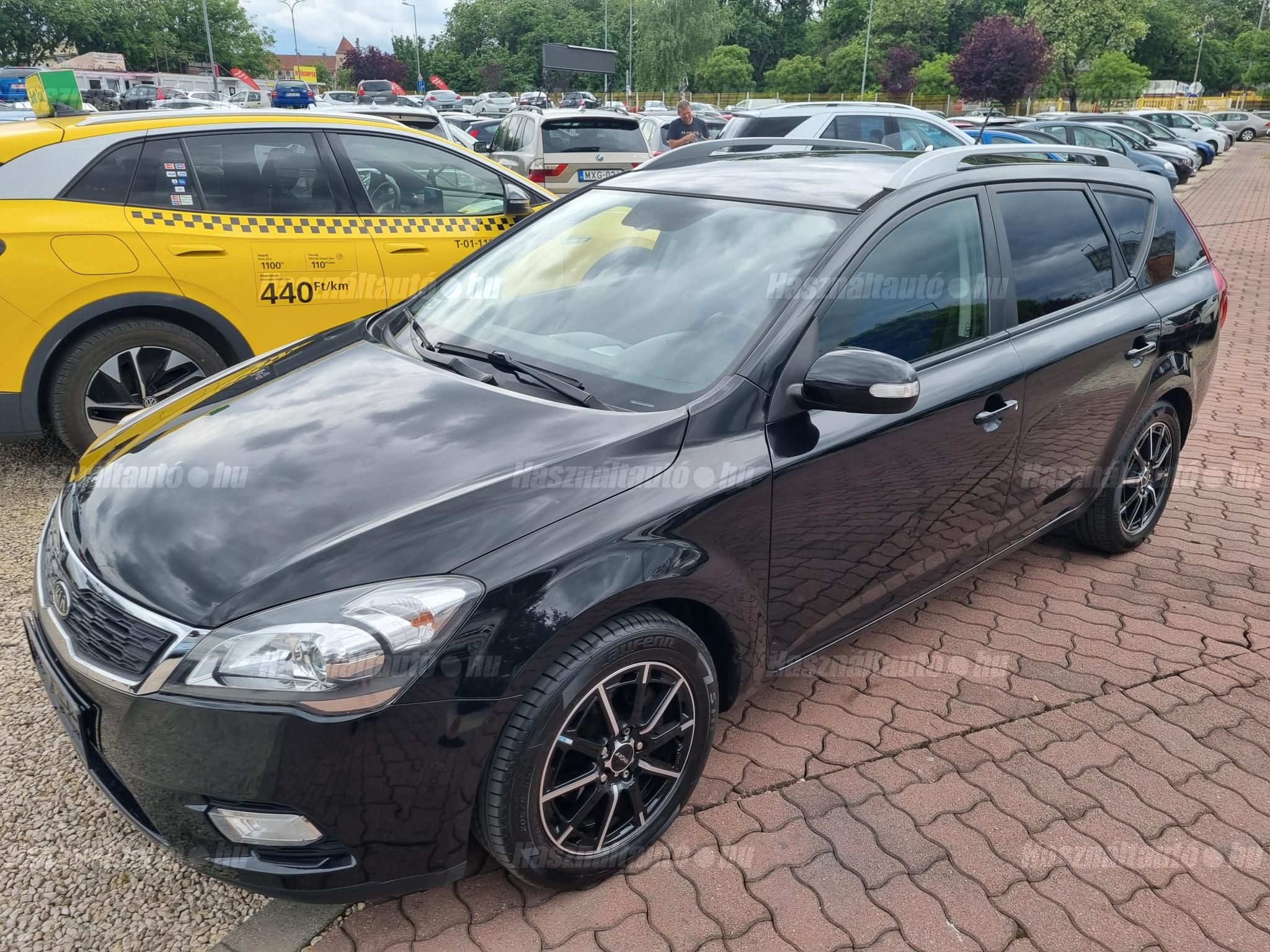 KIA CEE'D 2011/7 - 1