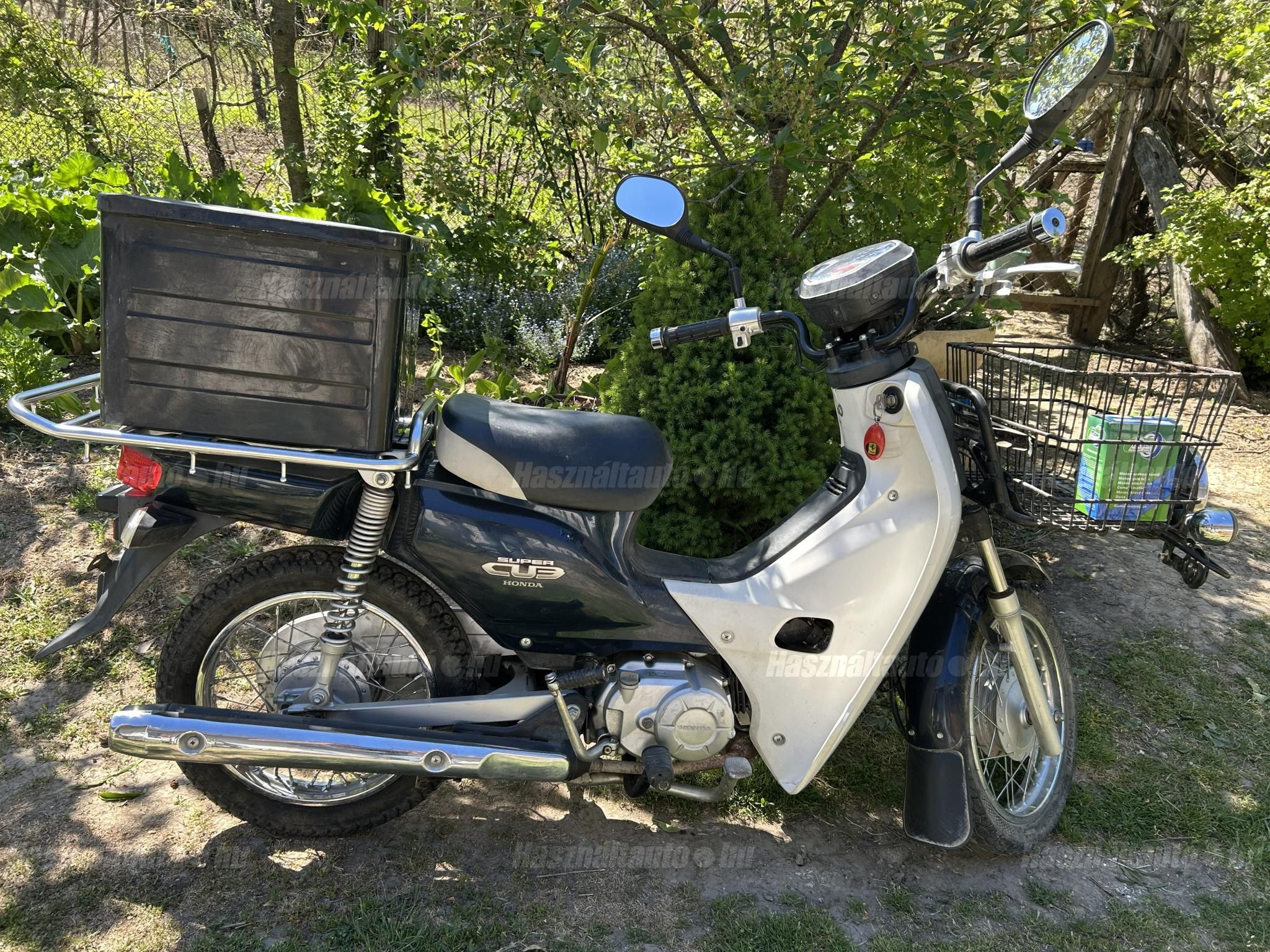 HONDA C 50 2014 - 1