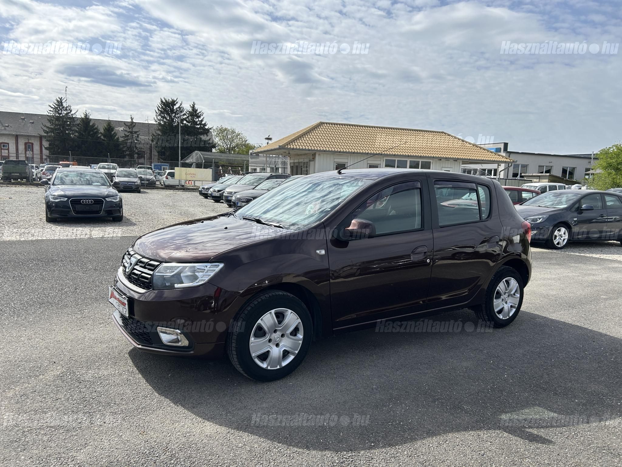 DACIA SANDERO 2017/10 - 1