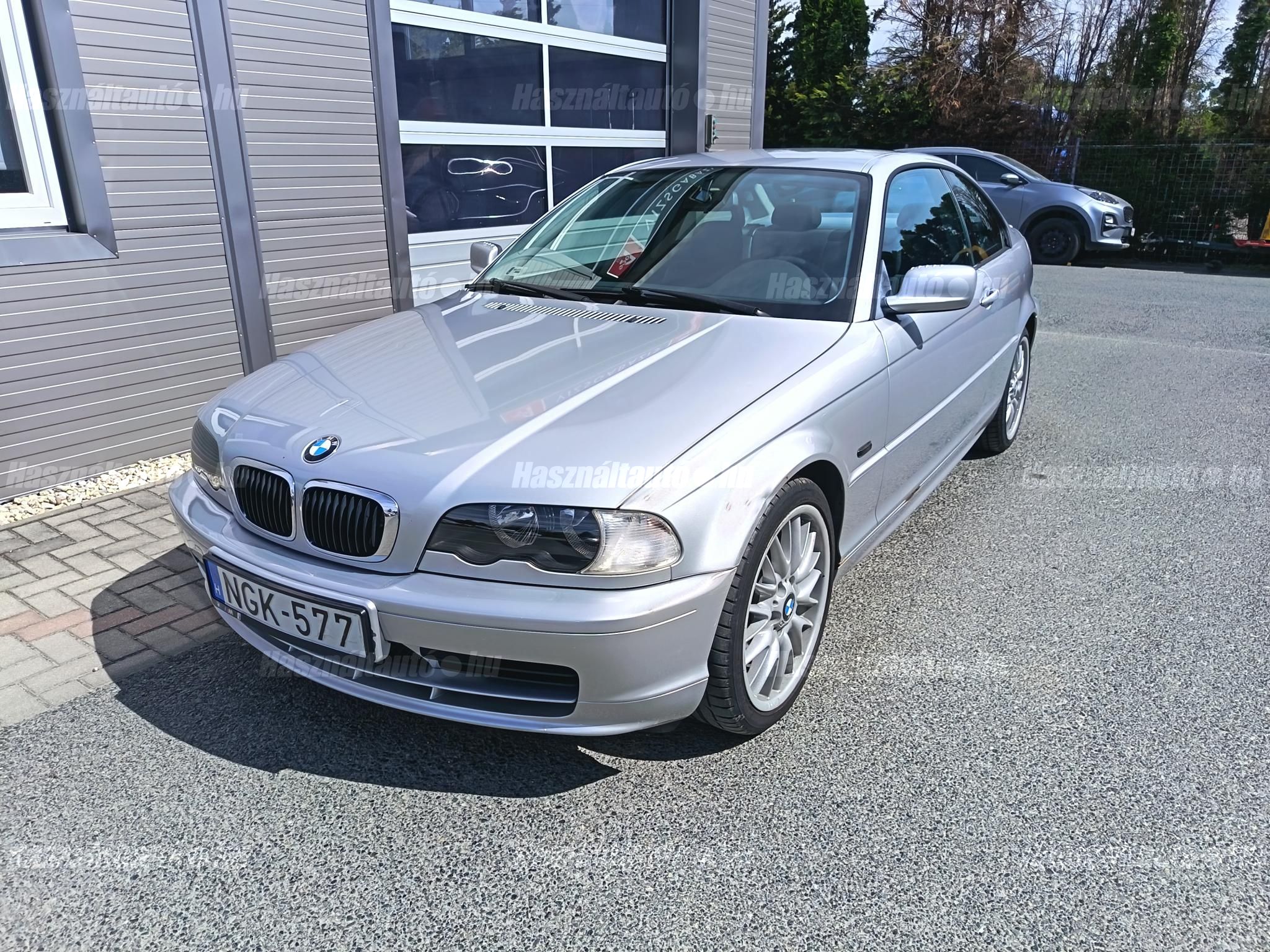BMW 318 2000 - 1