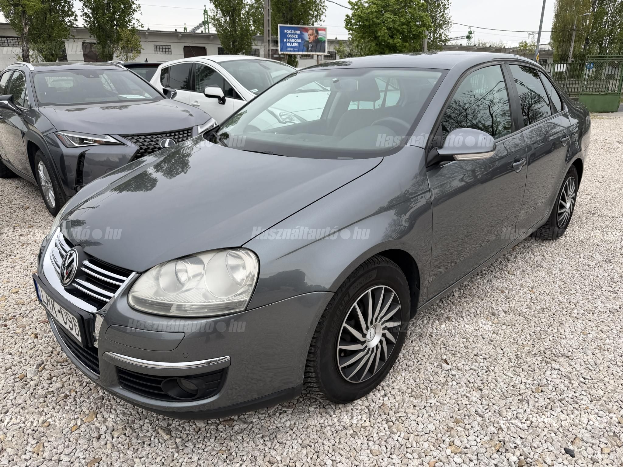VOLKSWAGEN JETTA 2010/2 - 1