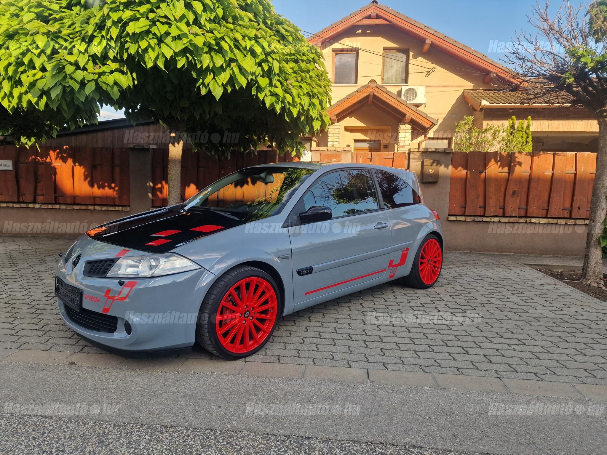 RENAULT MEGANE 2006/6 - 1