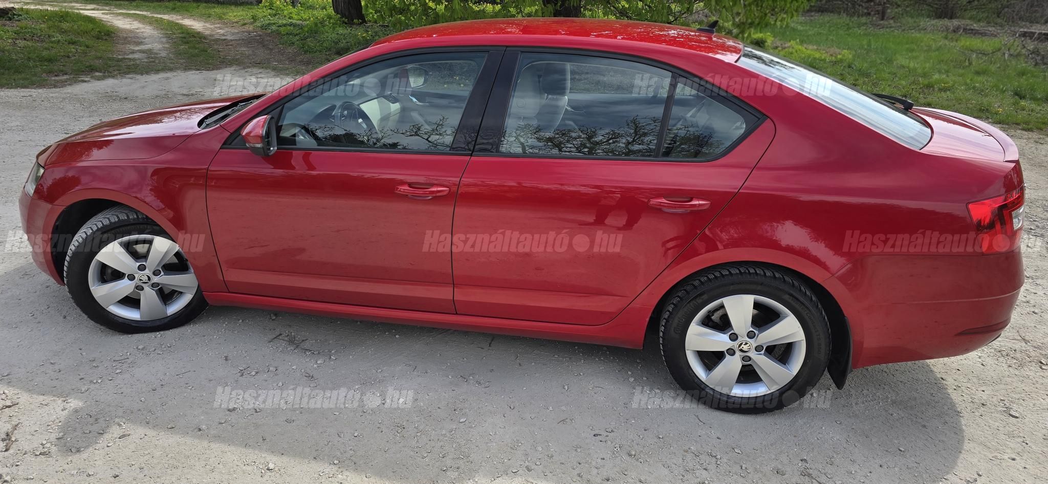 SKODA OCTAVIA 2018/12 - 1