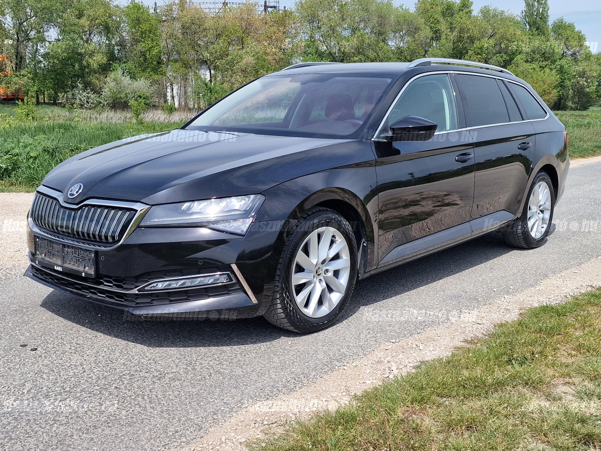 SKODA SUPERB 2022/1 - 1