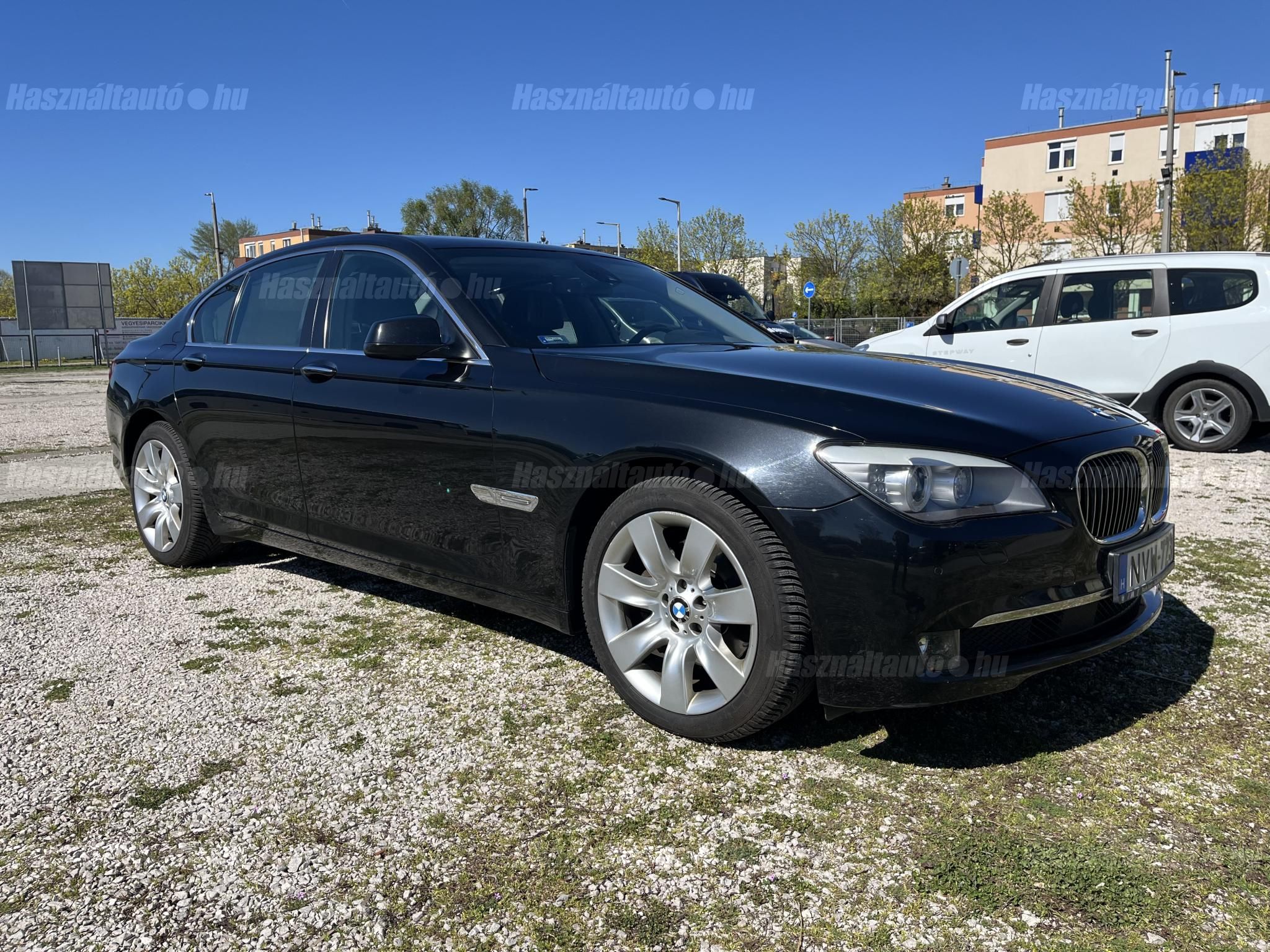 BMW 730 2011/1 - 1