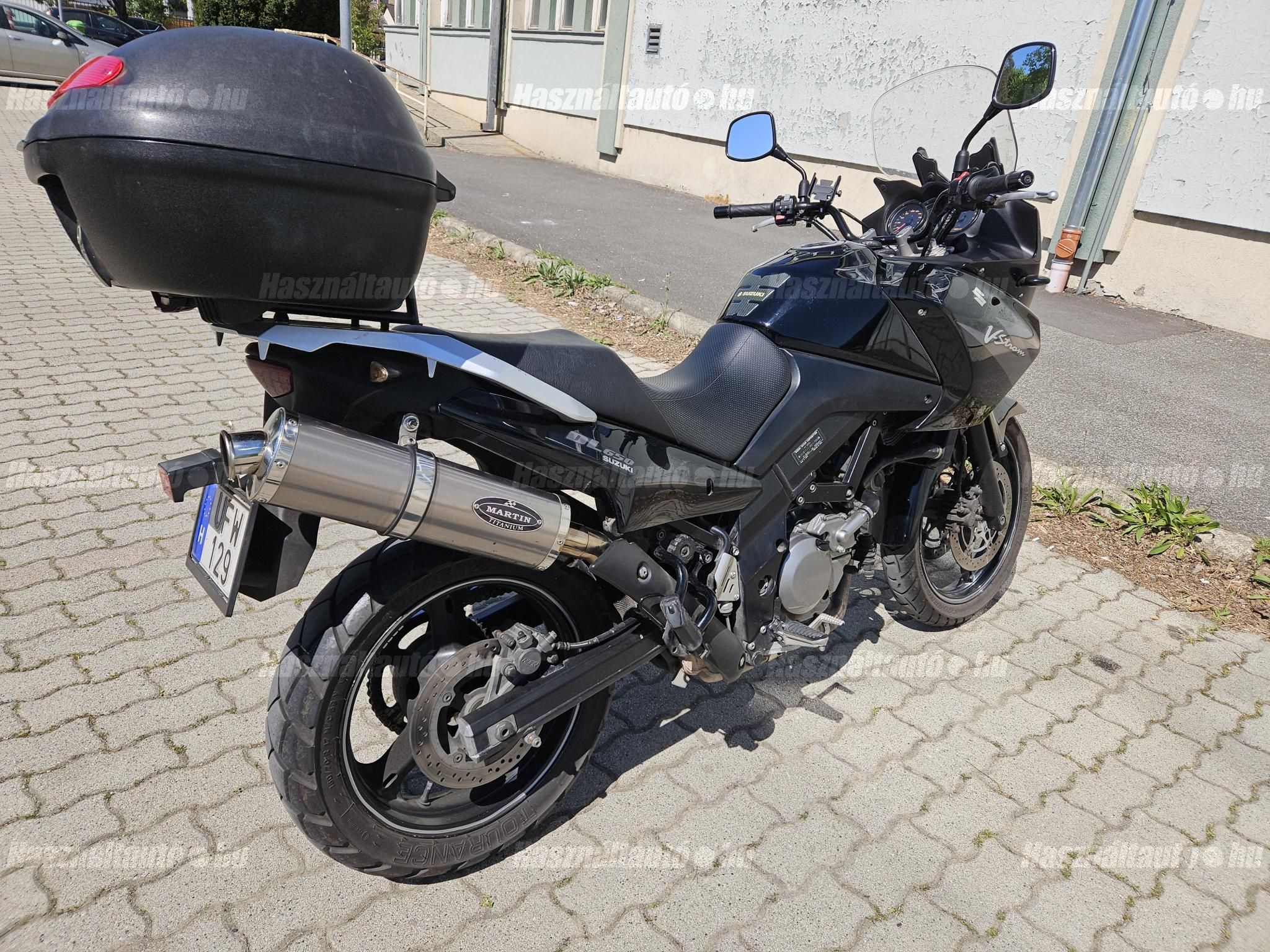 SUZUKI V-STROM 2005/8 - 1