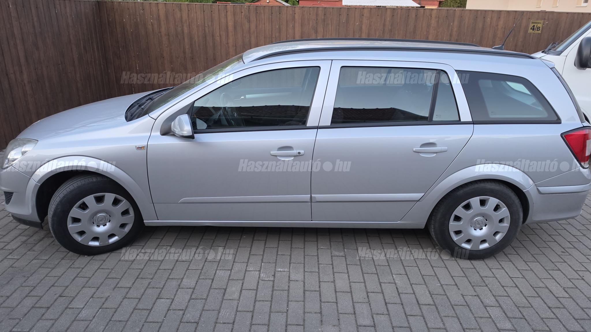 OPEL ASTRA H 2010/1 - 1