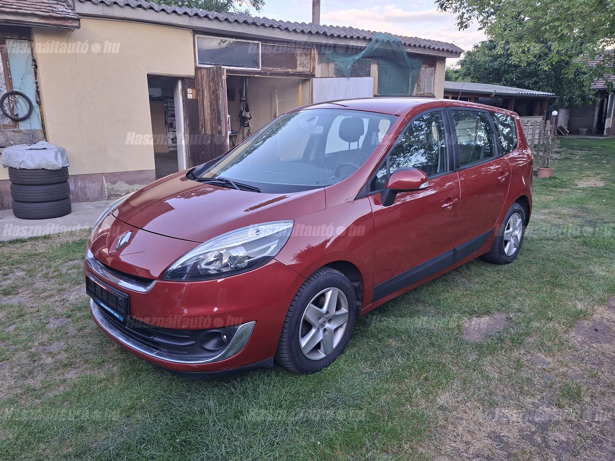 RENAULT GRAND SCENIC 2013/1 - 1