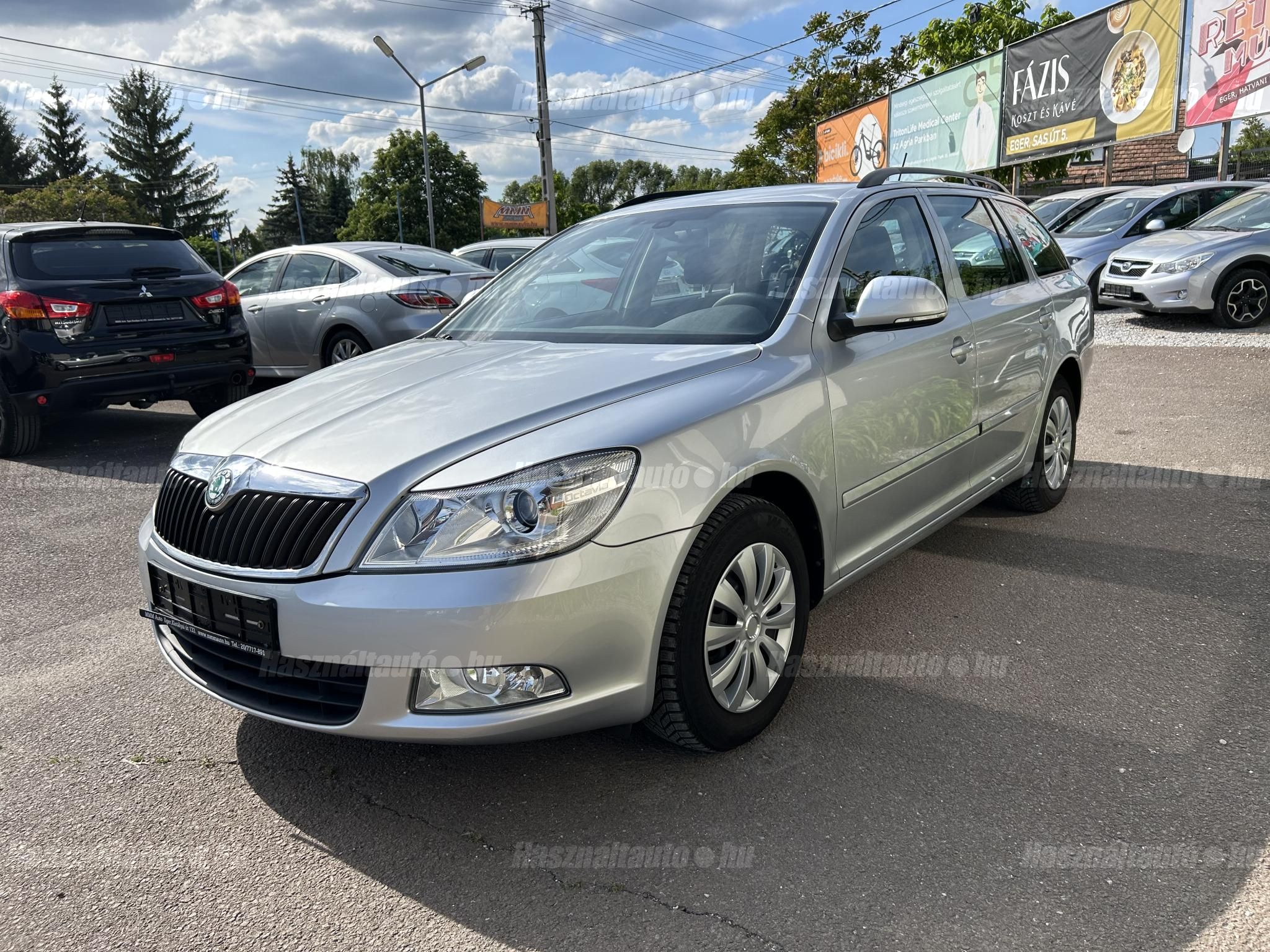 SKODA OCTAVIA 2011/8 - 1