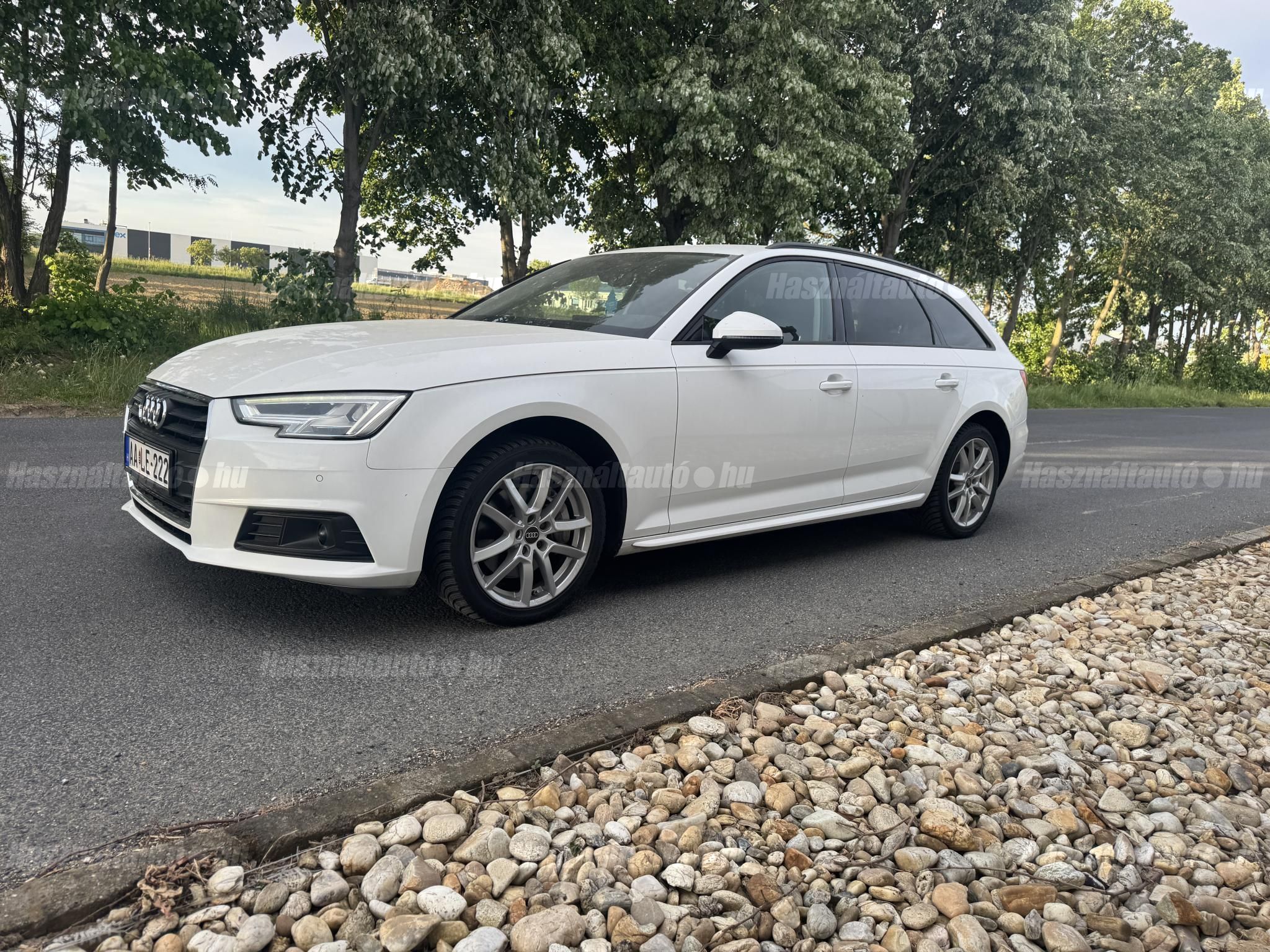 AUDI A4 2016/6 - 1