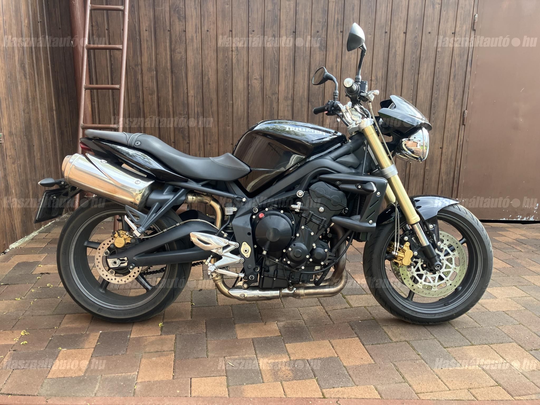 TRIUMPH STREET TRIPLE 675 2007/7 - 1