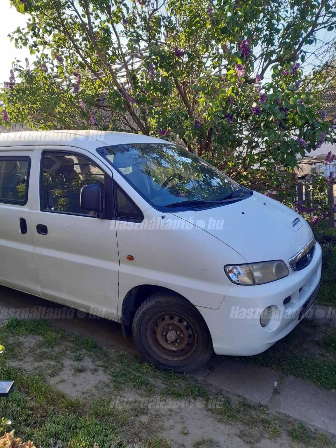 HYUNDAI H-1 2002/1 - 1