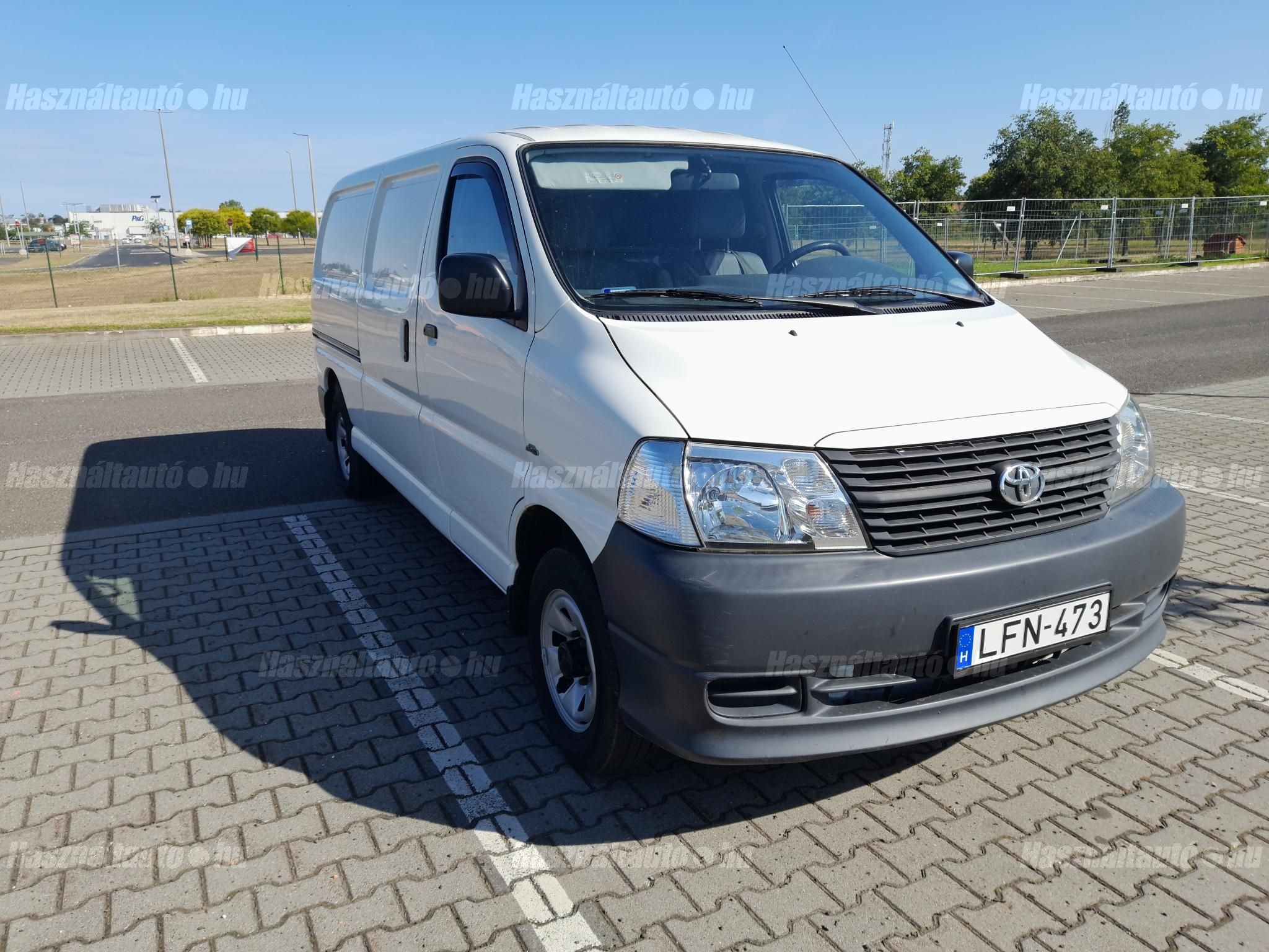 TOYOTA HIACE 2008/6 - 1