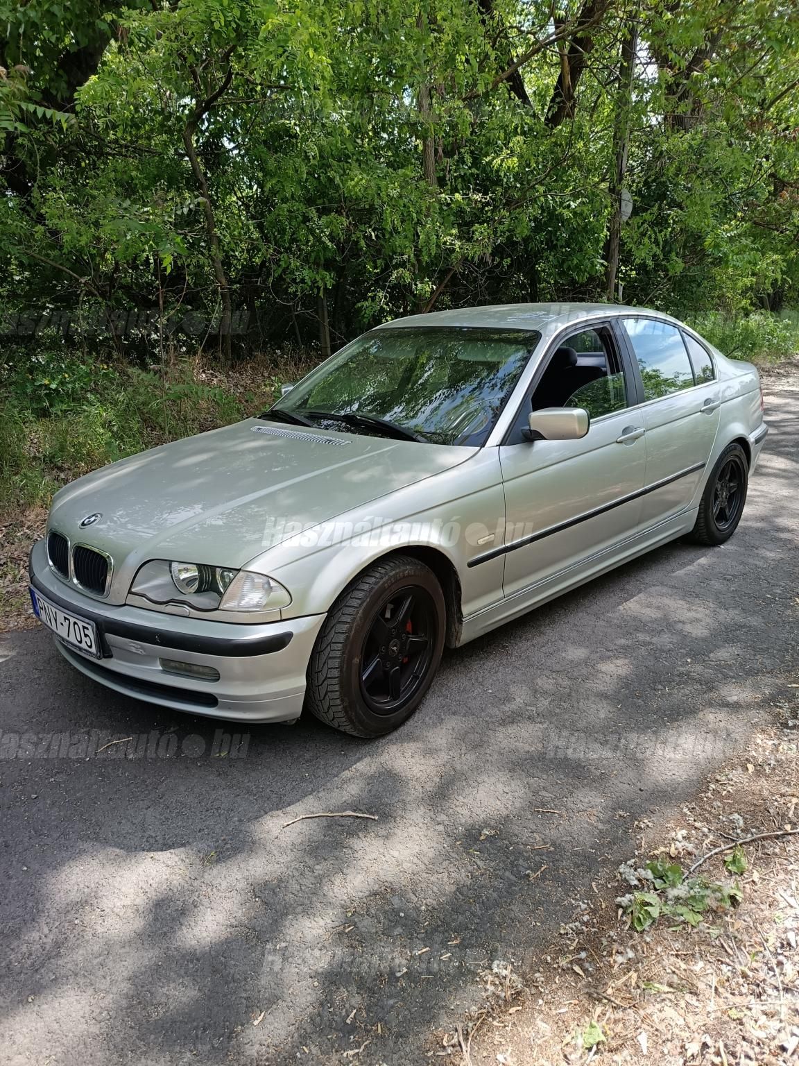 BMW 323 1999/9 - 1