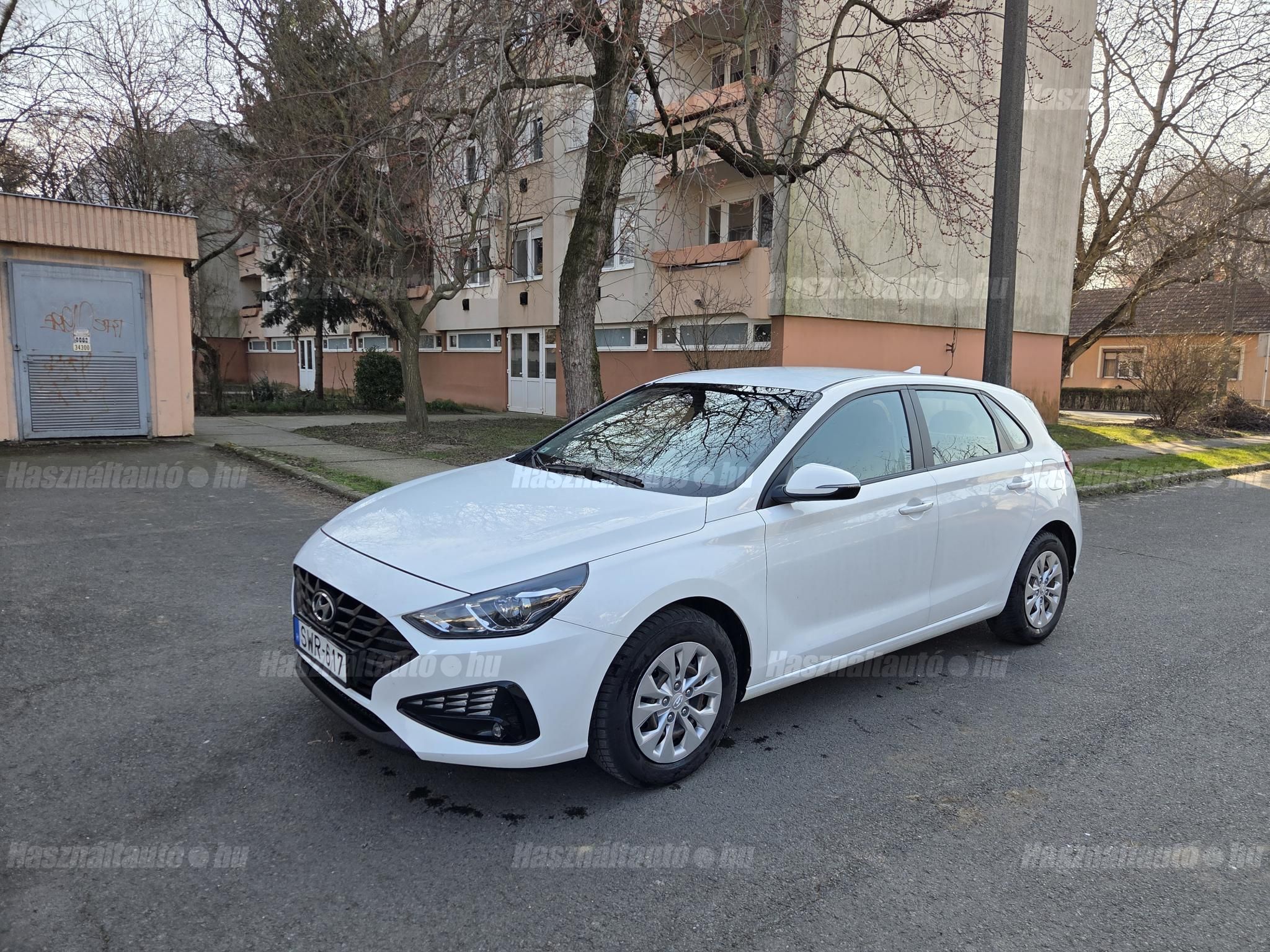 HYUNDAI I30 2021/10 - 1