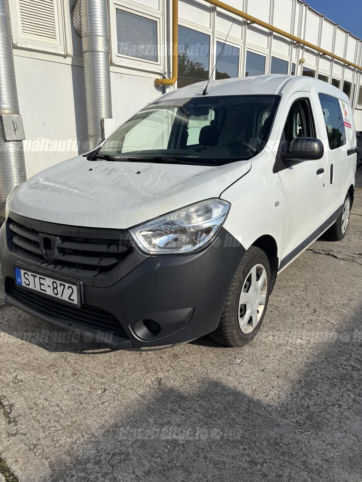 DACIA DOKKER 2015 - 1