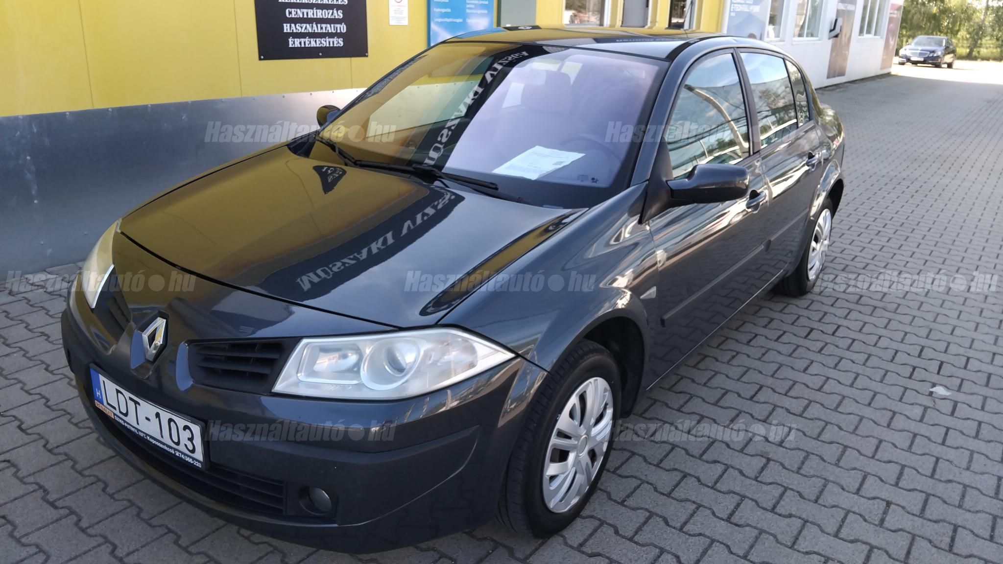 RENAULT MEGANE 2008/6 - 1