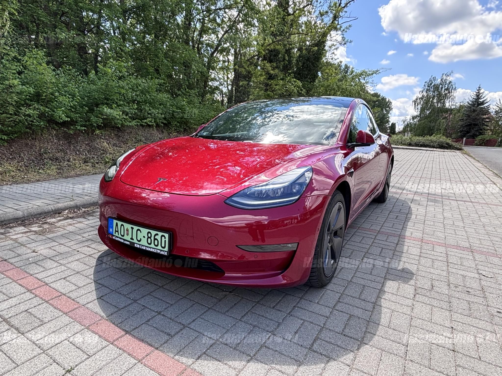 TESLA MODEL 3 2021/6 - 1