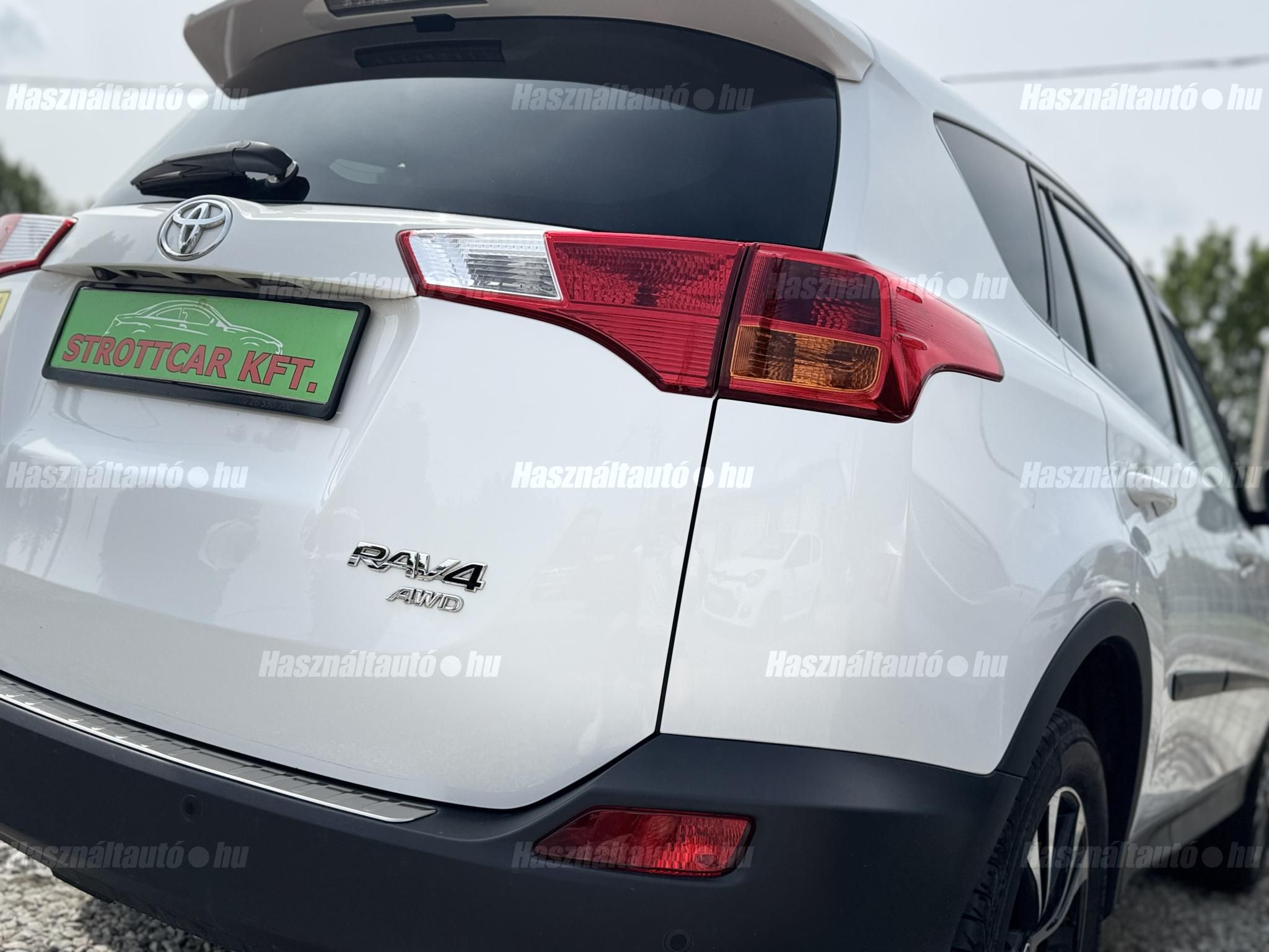 TOYOTA RAV 4 2014/10 - 1