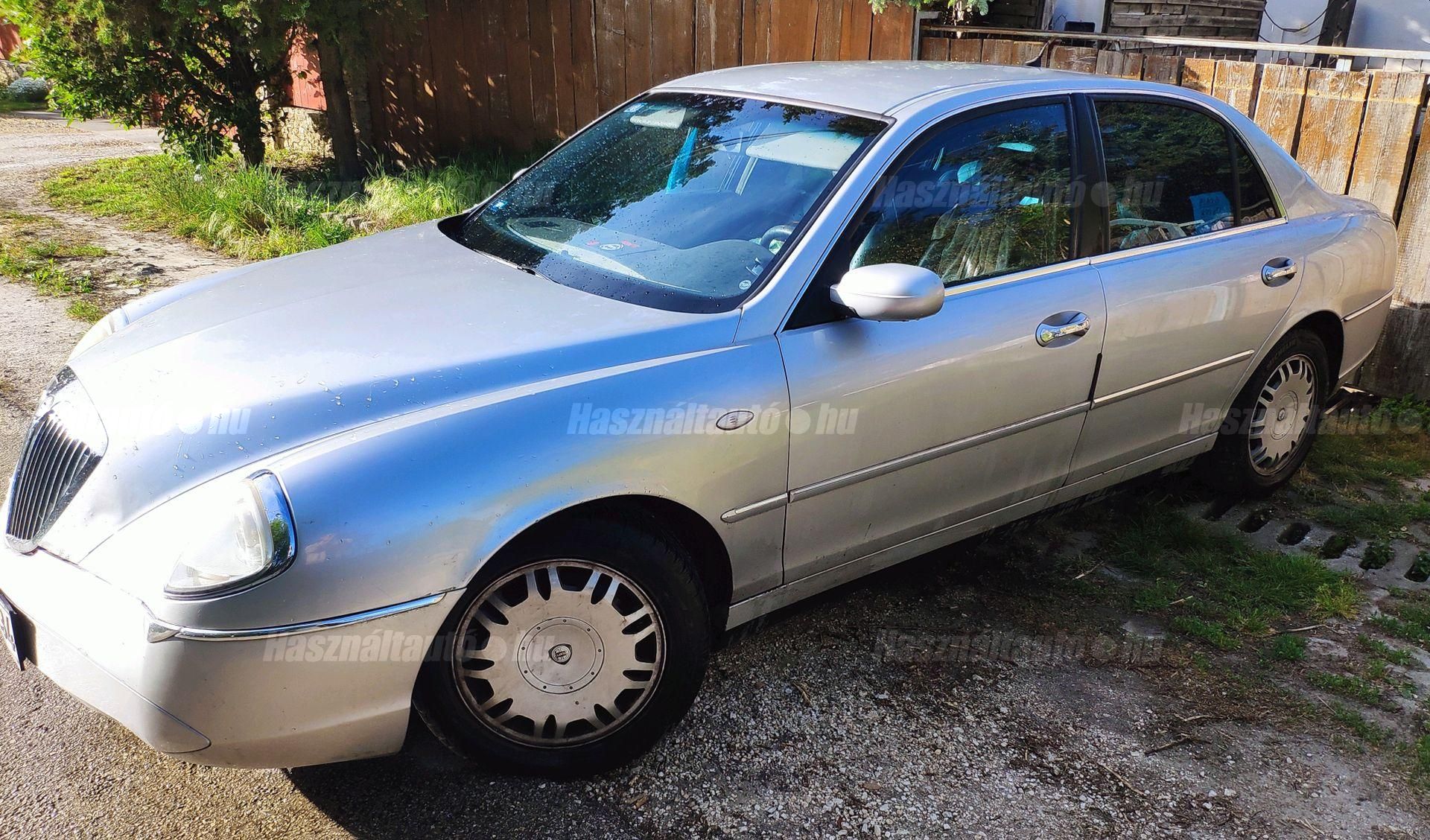 LANCIA THESIS 2003/5 - 1